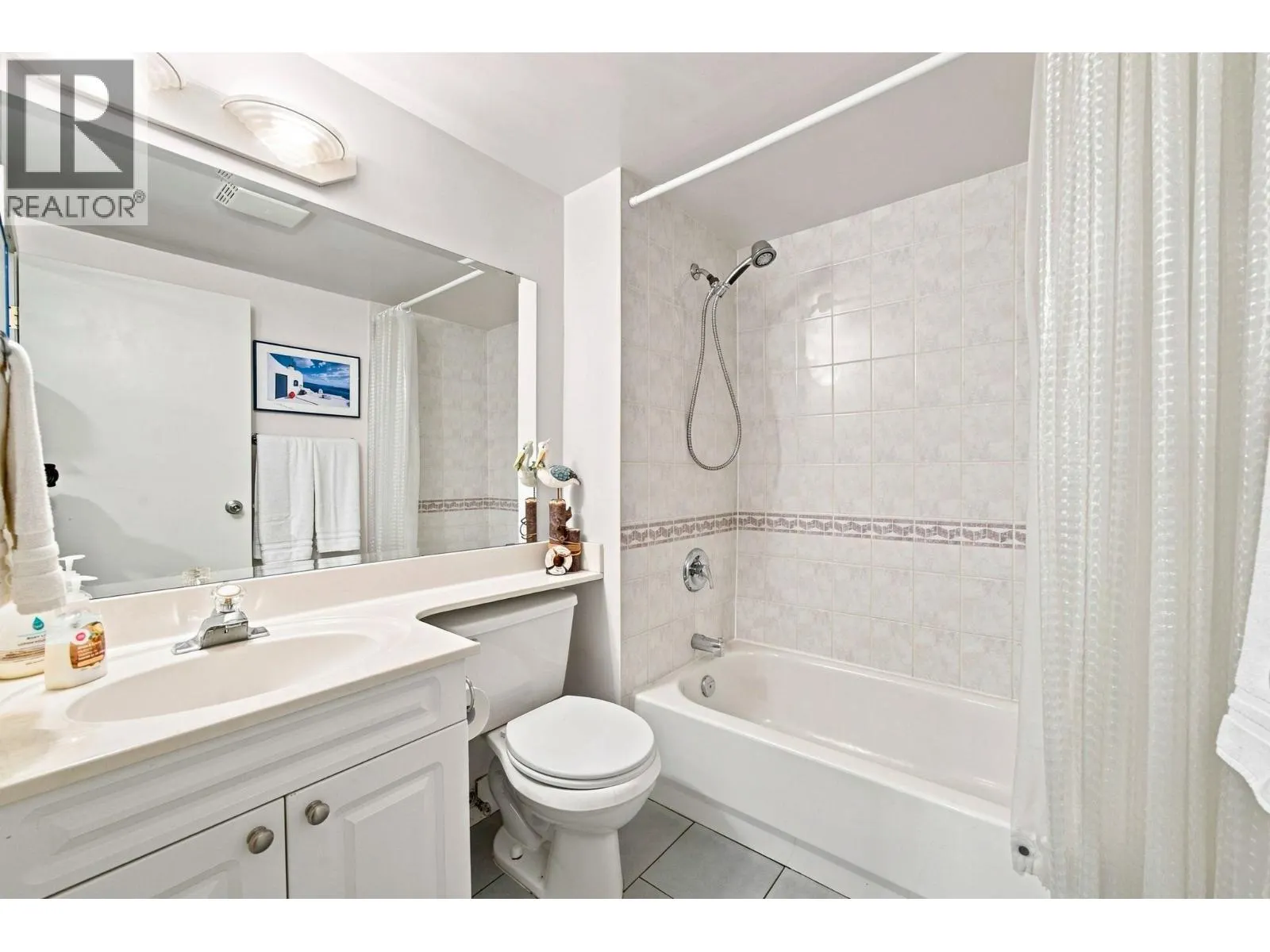 300 E 25TH STREET