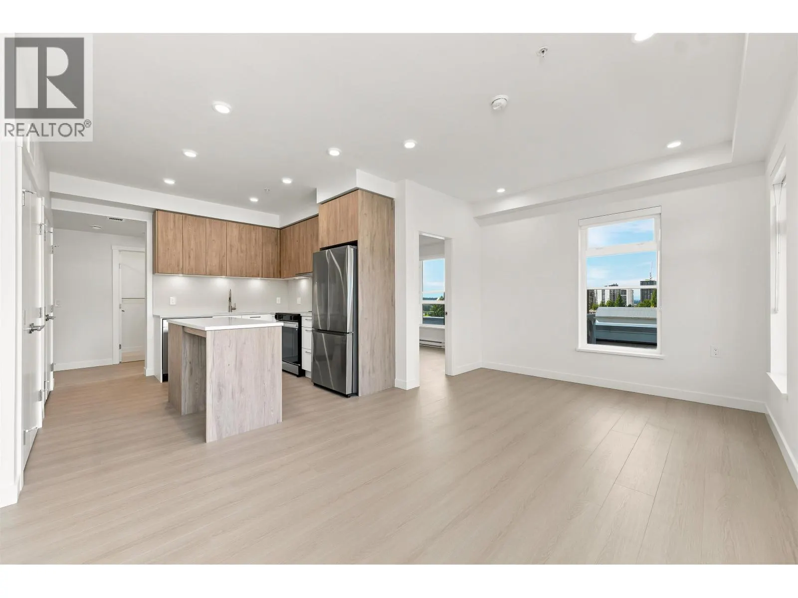 503 82 FIRST STREET