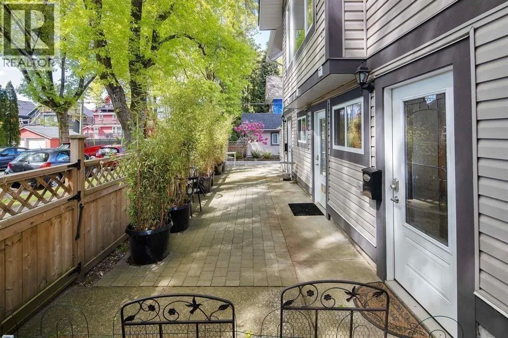 195 W 12 AVENUE