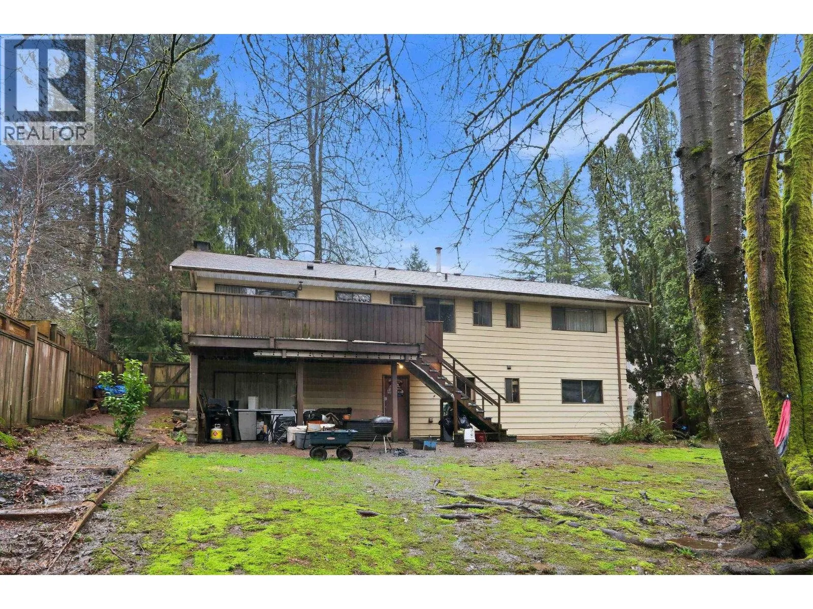 8285 BURNLAKE DRIVE