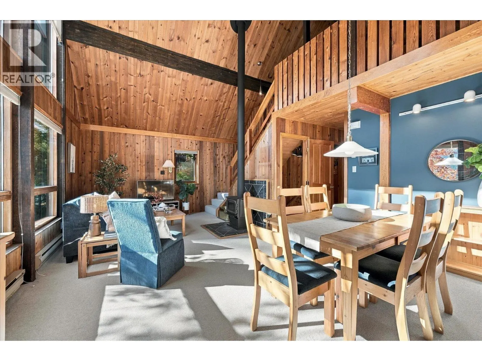9282 EMERALD DRIVE