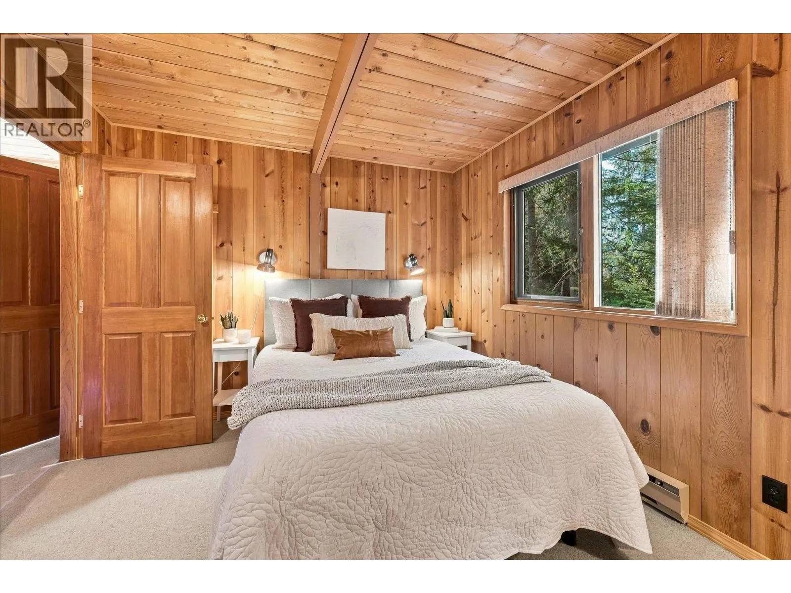 9282 EMERALD DRIVE