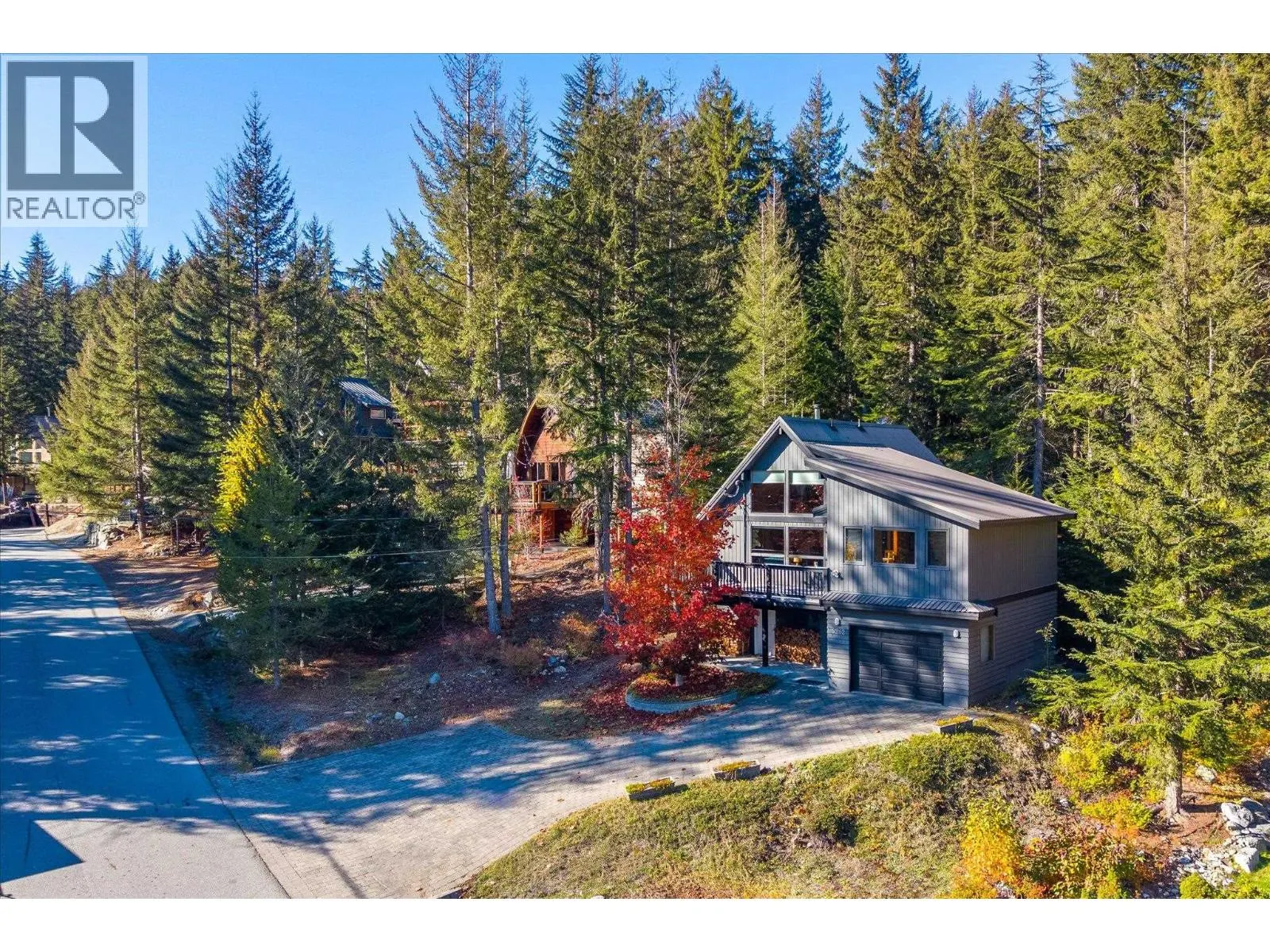 9282 EMERALD DRIVE