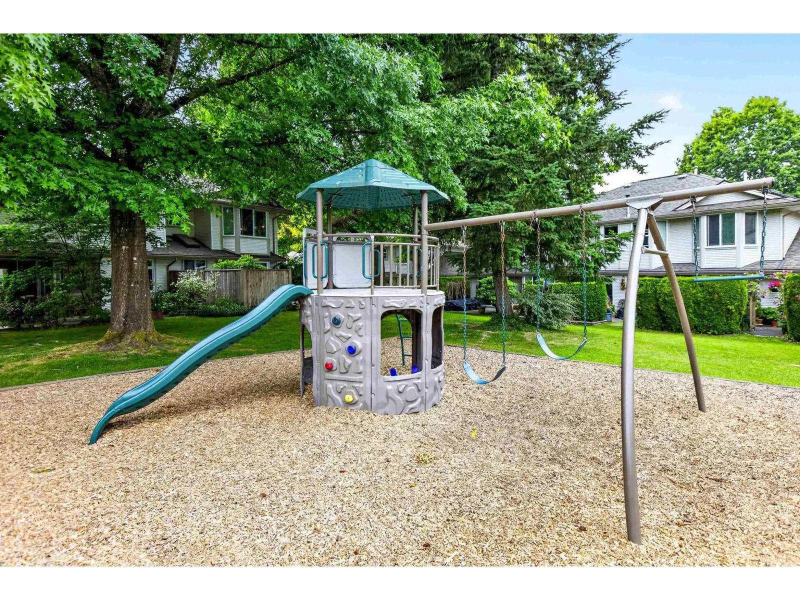 11 9045 WALNUT GROVE DRIVE