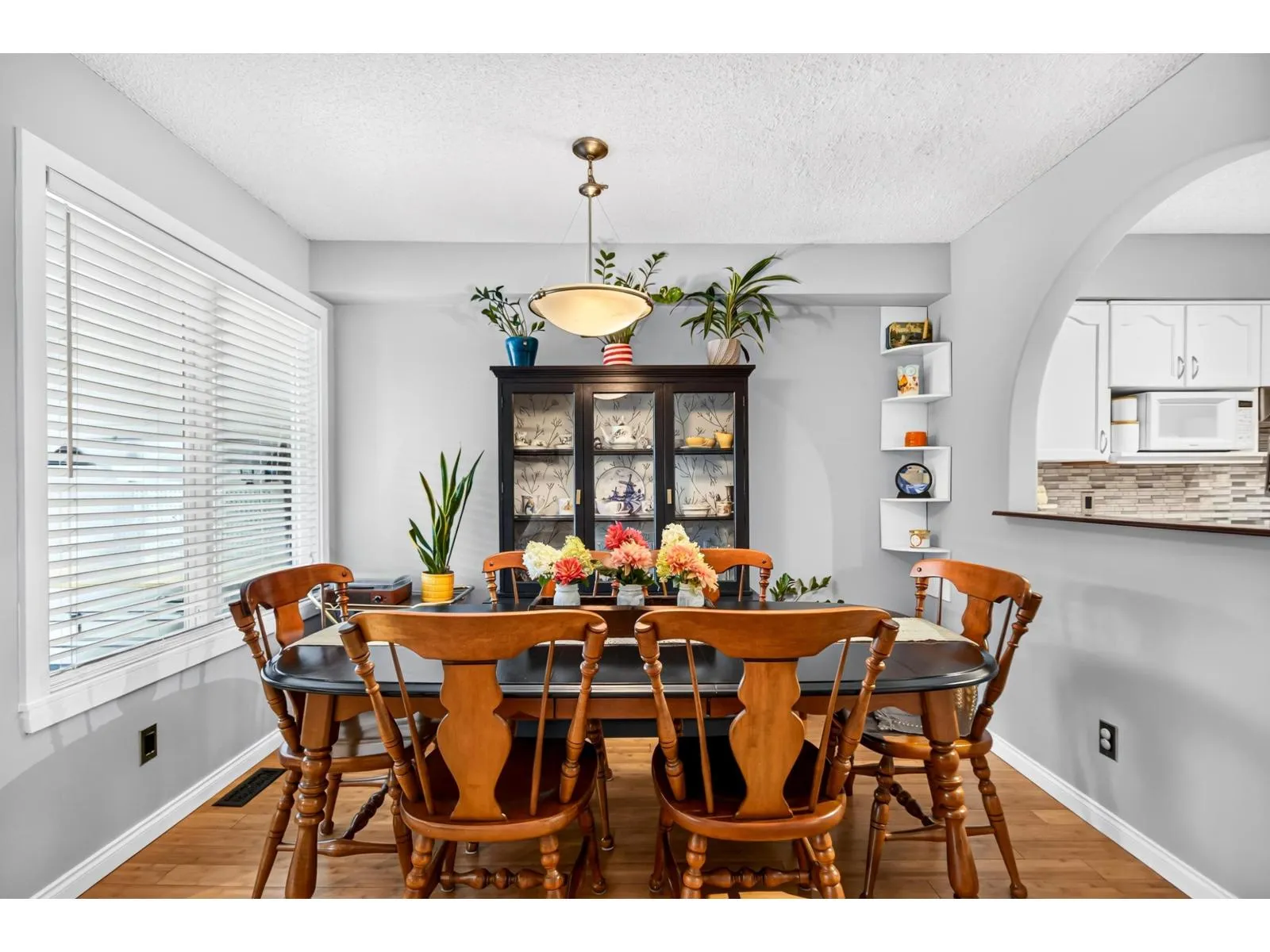 11 9045 WALNUT GROVE DRIVE