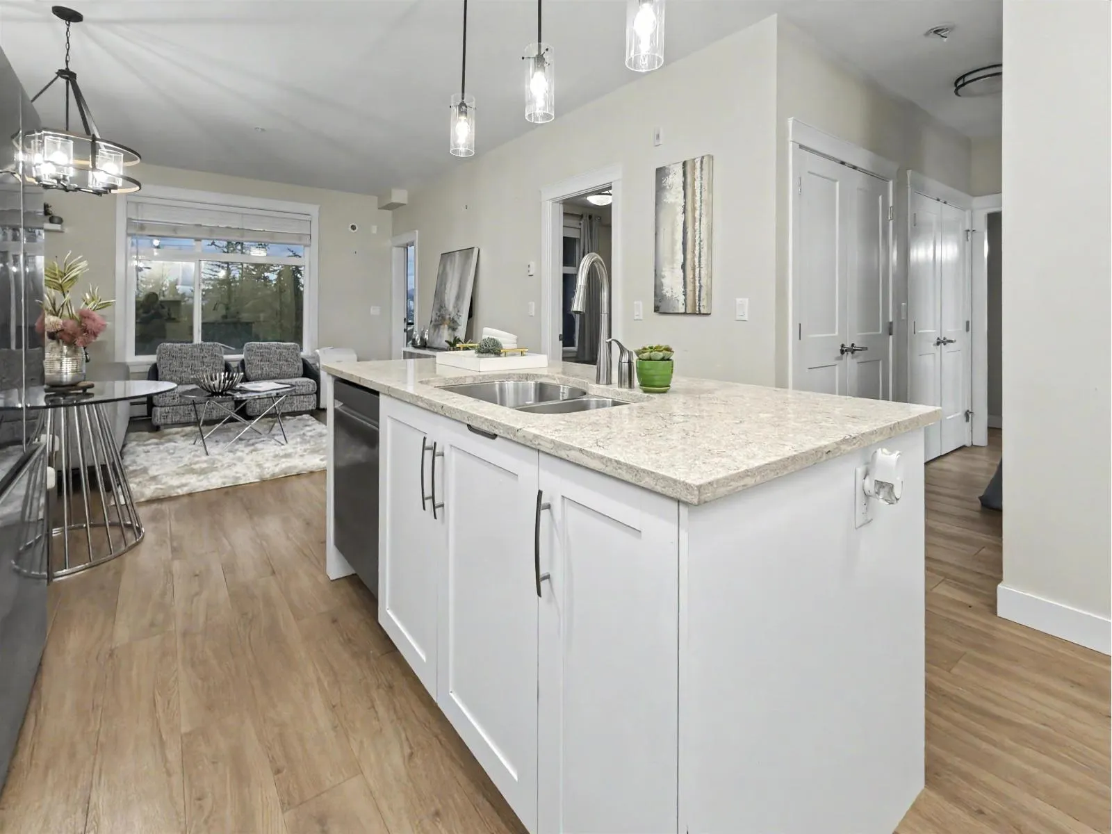 515 11077 RAVINE ROAD