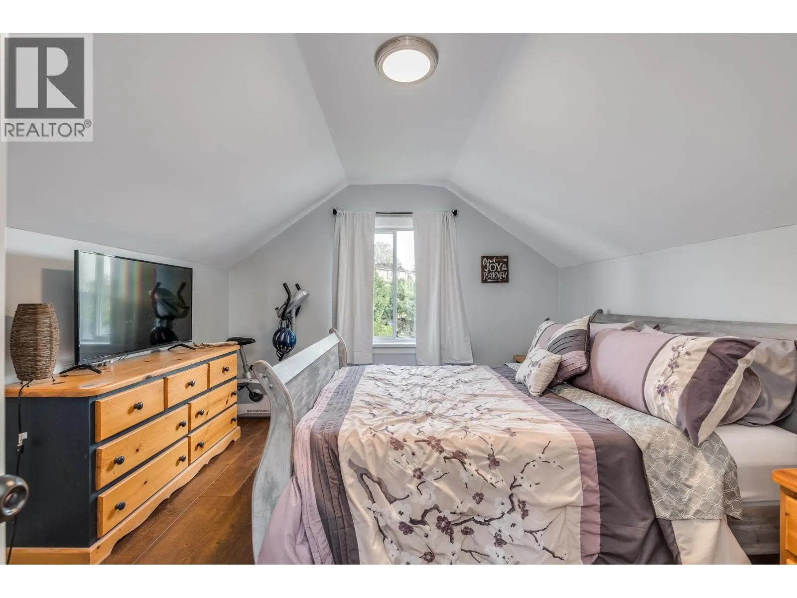 1276 DOUGLAS ROAD