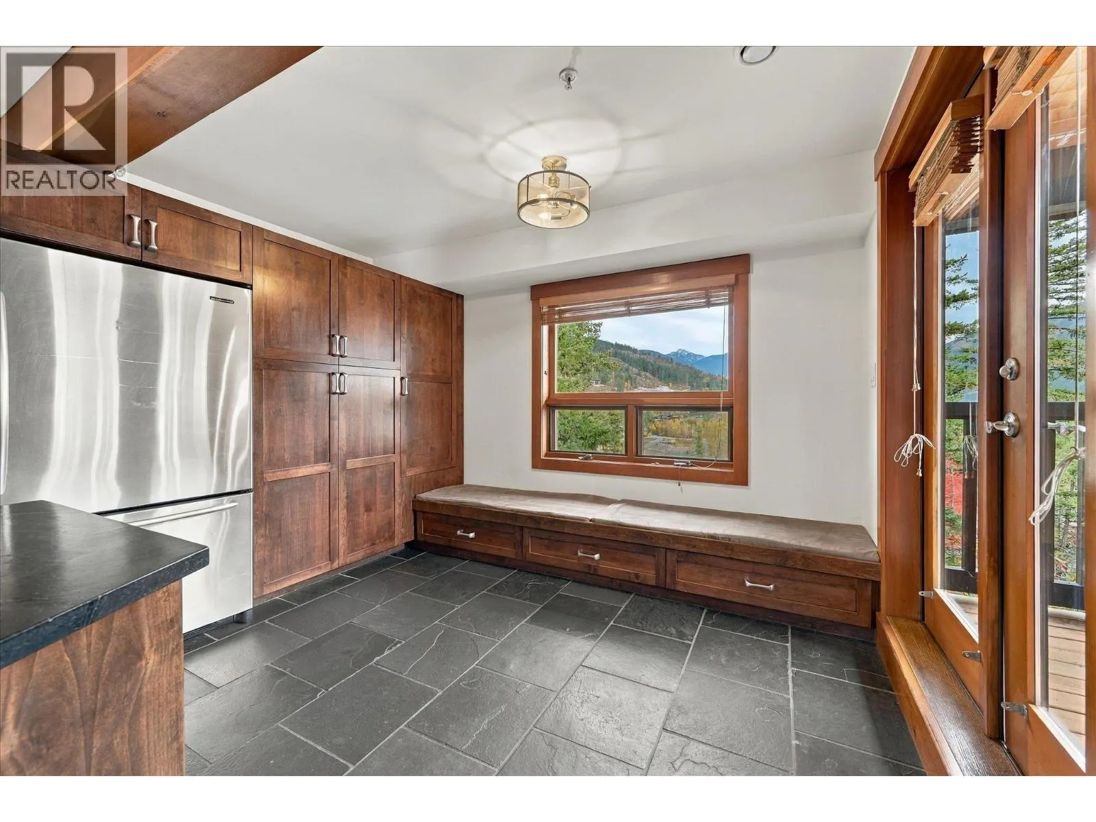 1777 PINEWOOD DRIVE