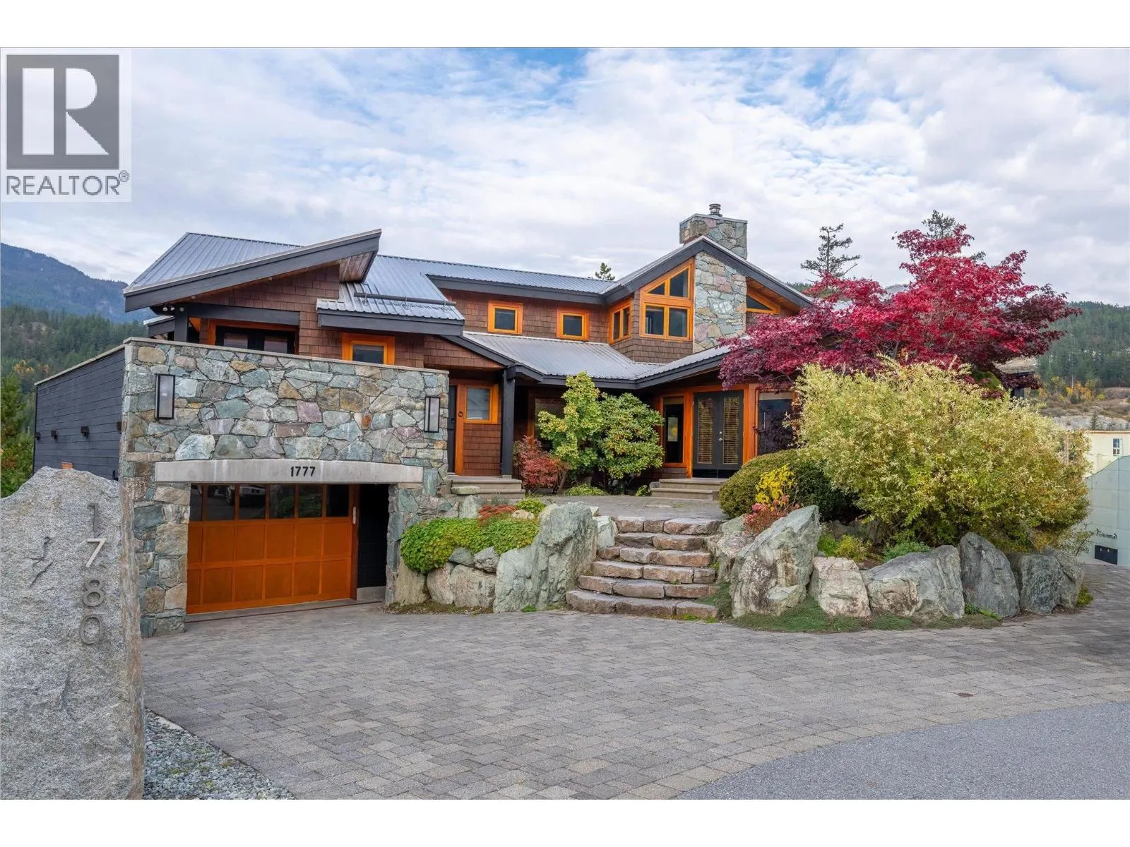 1777 PINEWOOD DRIVE