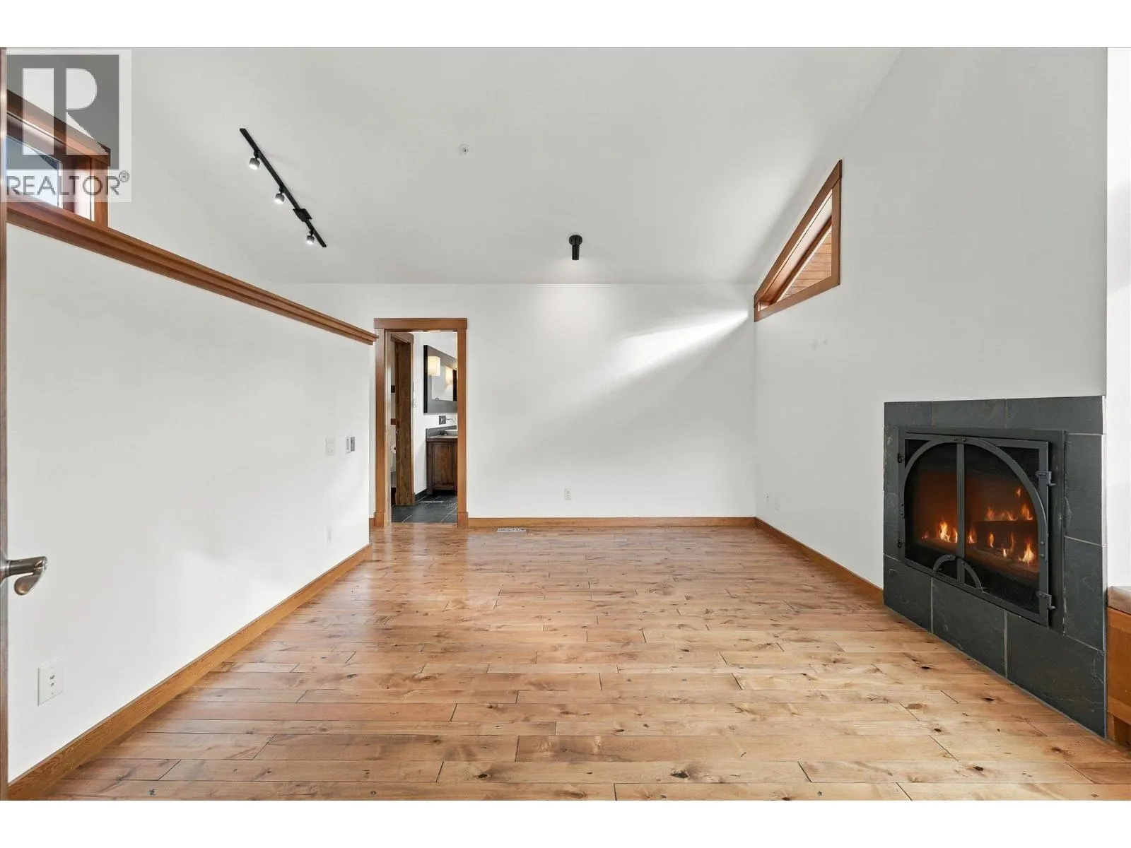 1777 PINEWOOD DRIVE