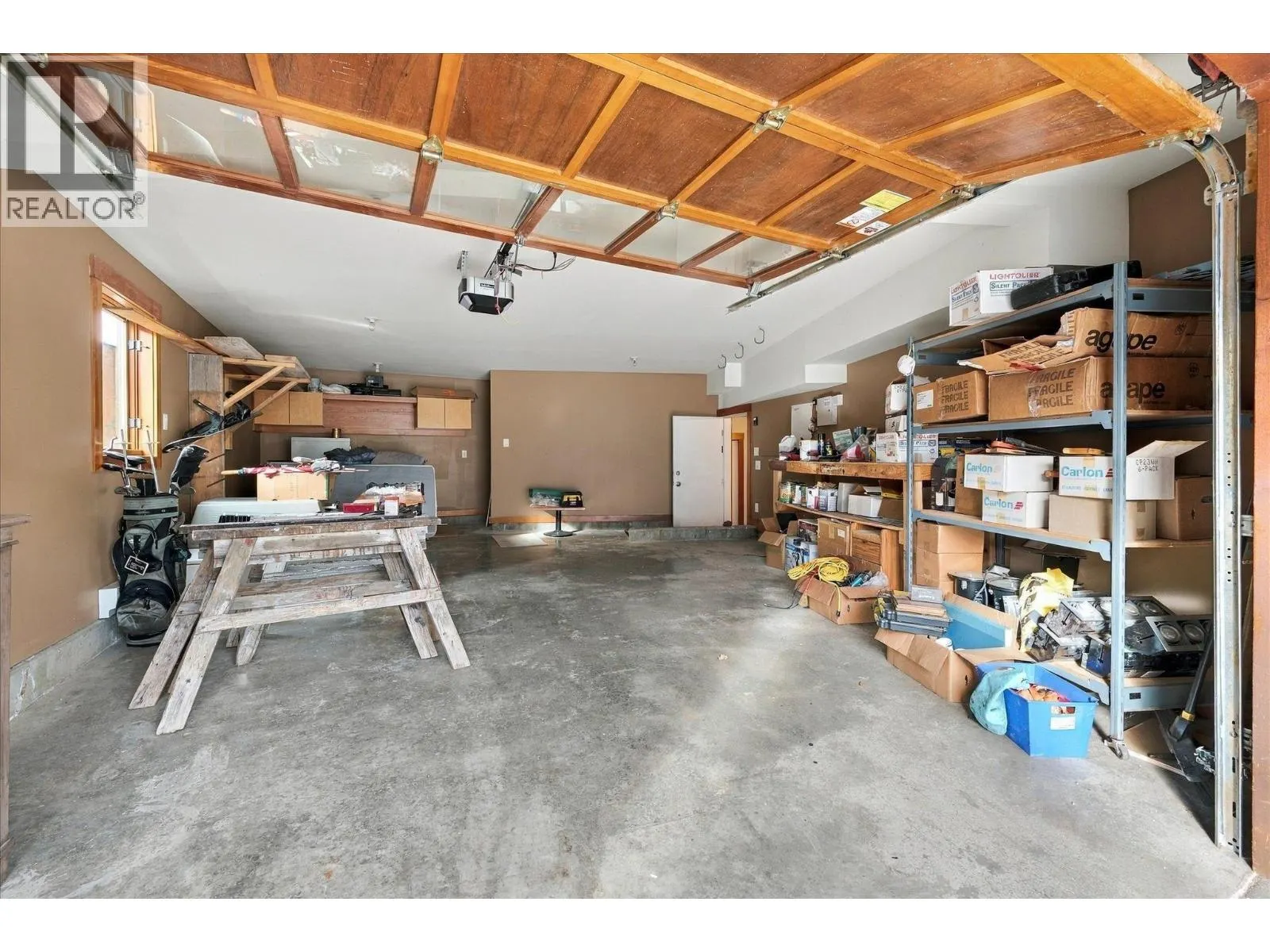1777 PINEWOOD DRIVE