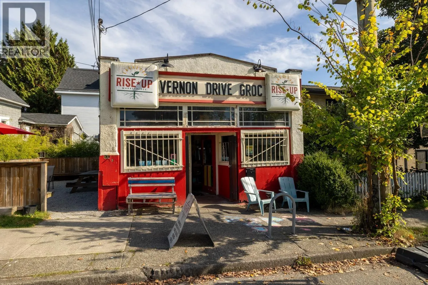530 VERNON DRIVE