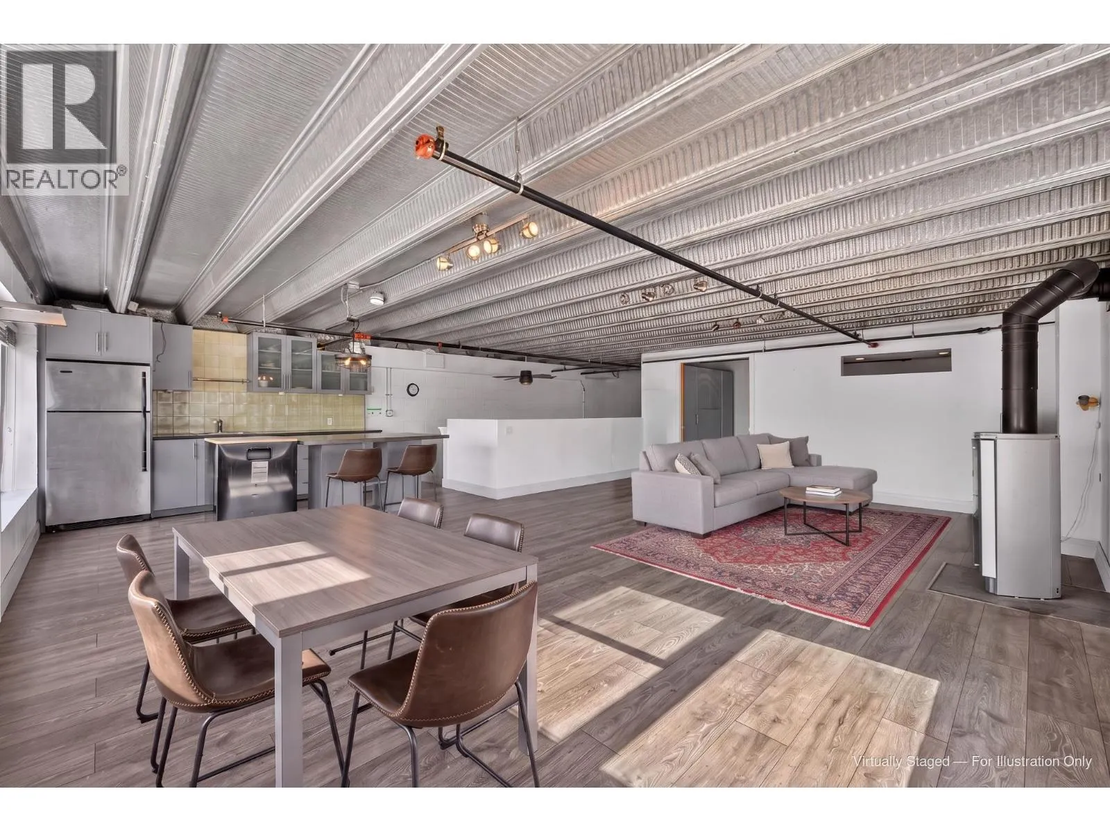 530 VERNON DRIVE