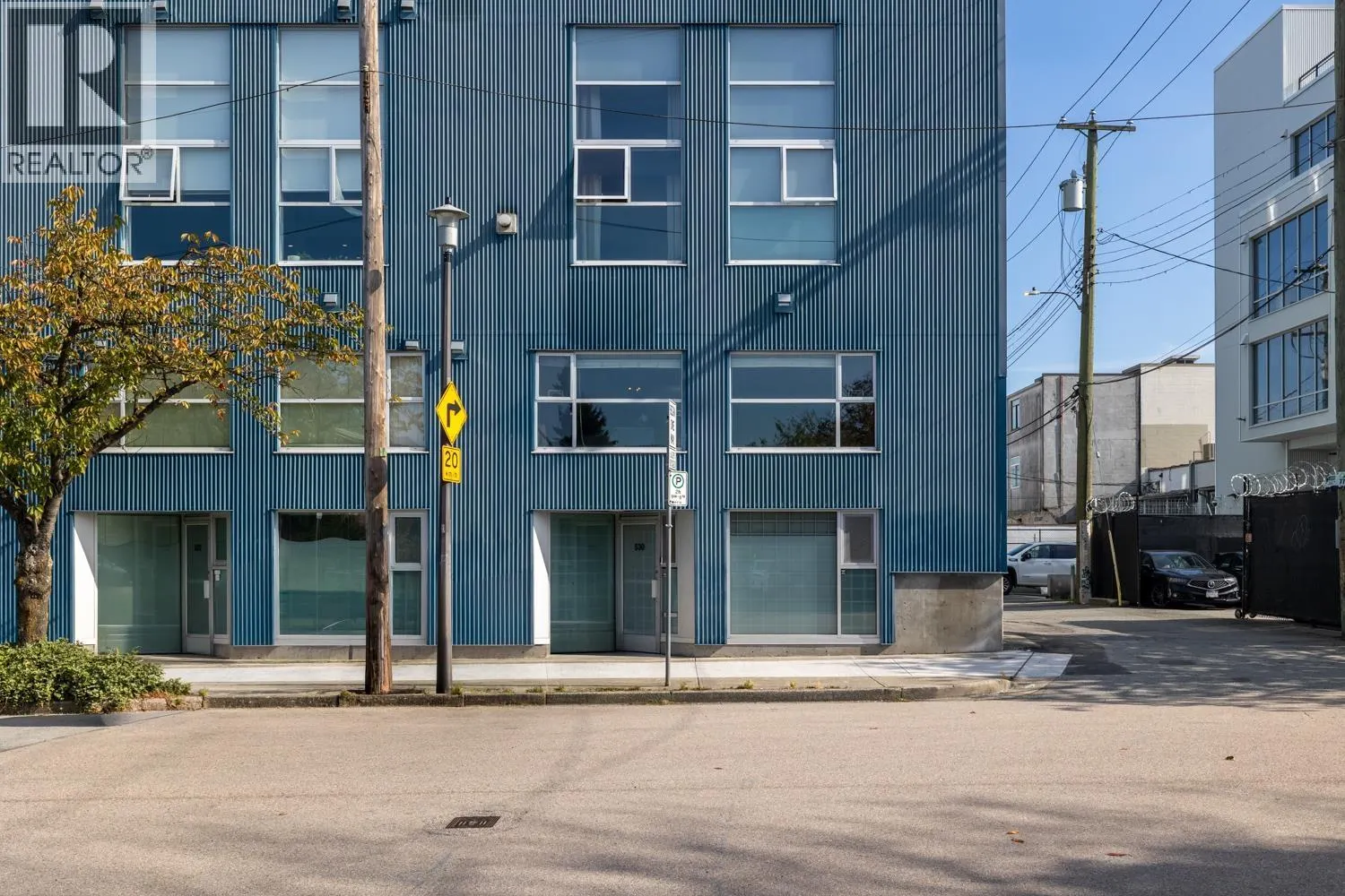 530 VERNON DRIVE