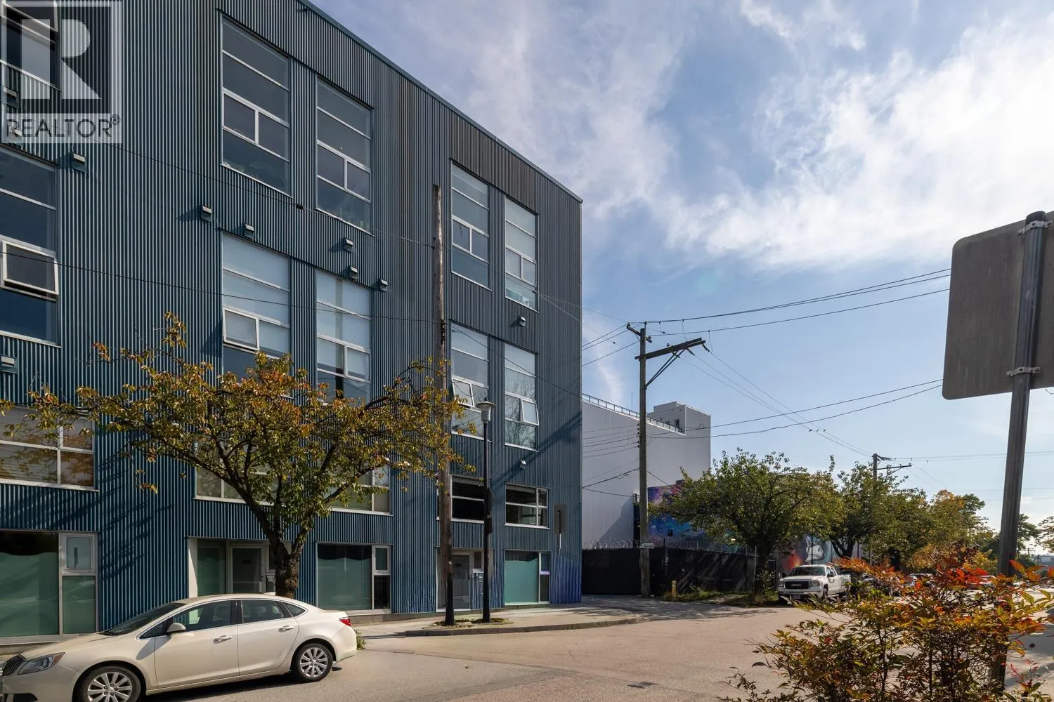 530 VERNON DRIVE