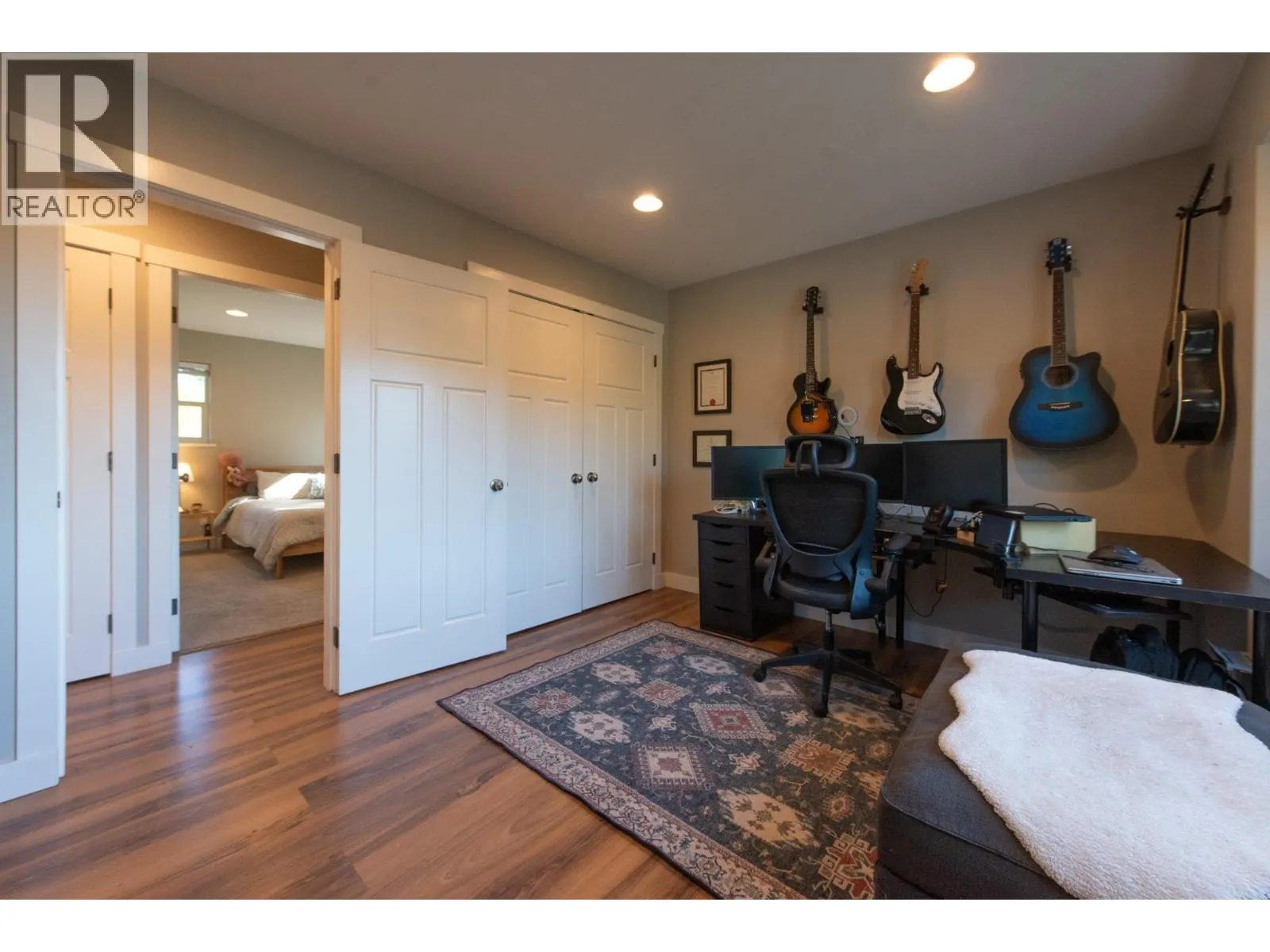 574 VETERANS ROAD