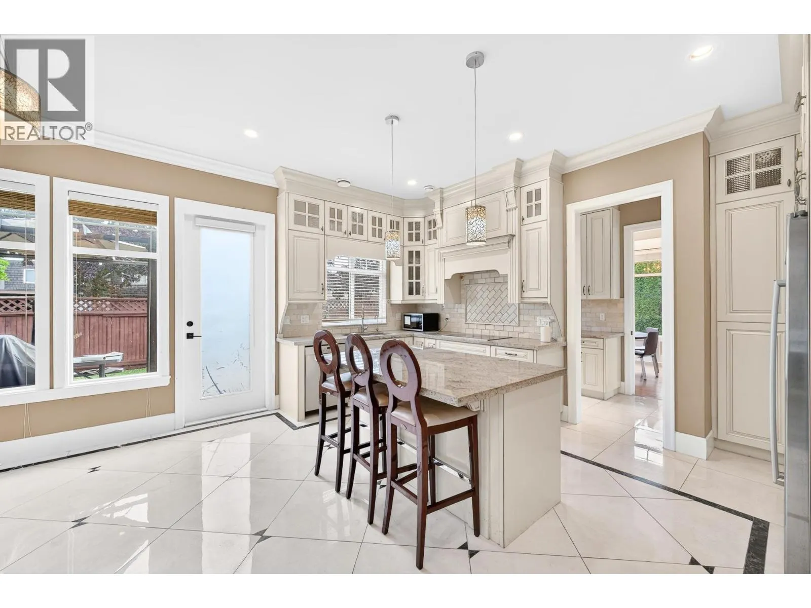 9491 GLENBROOK DRIVE