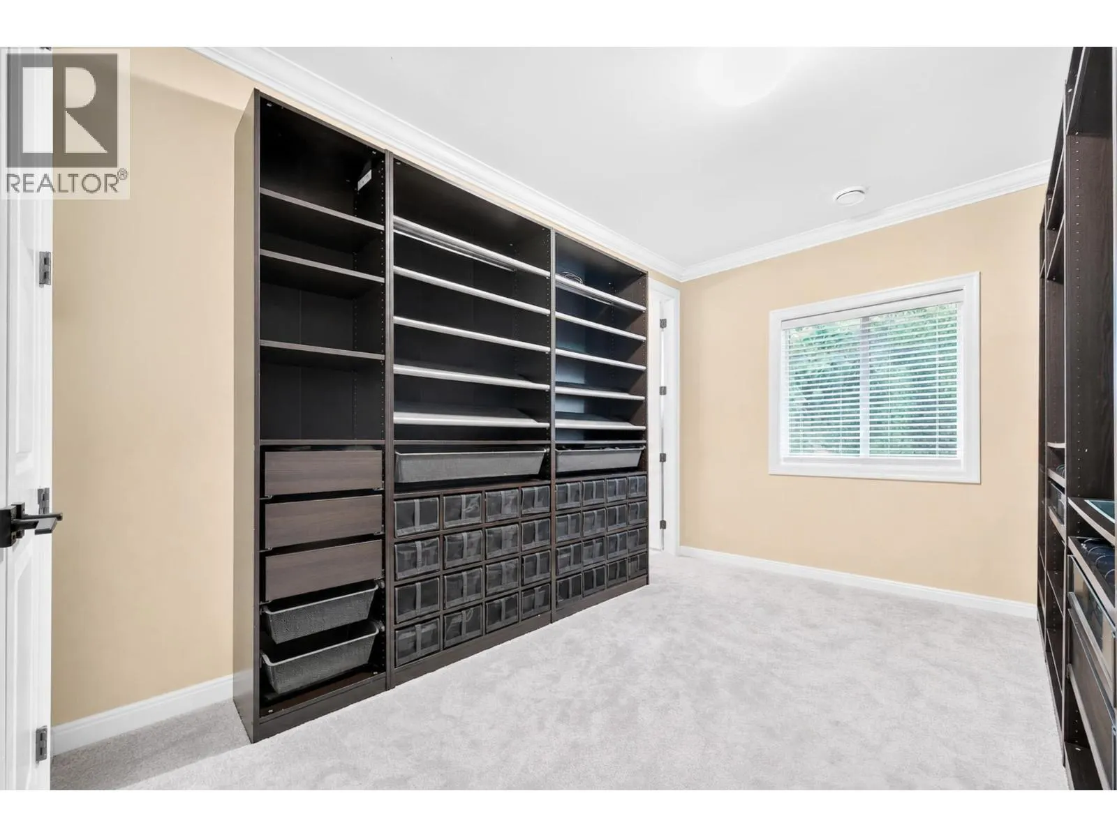 9491 GLENBROOK DRIVE
