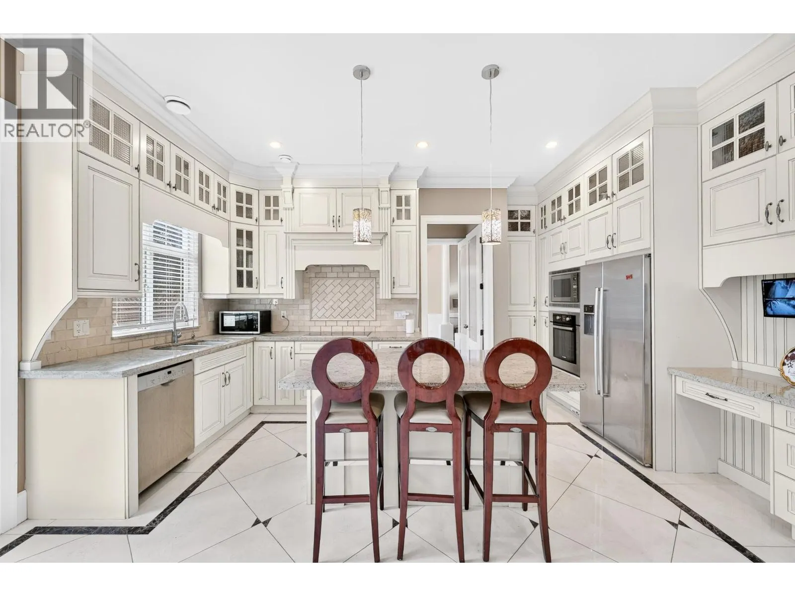 9491 GLENBROOK DRIVE
