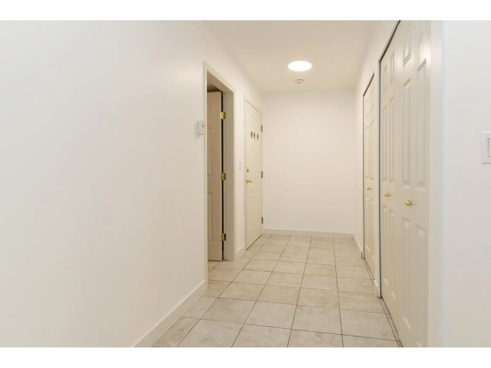 203 8976 208 STREET