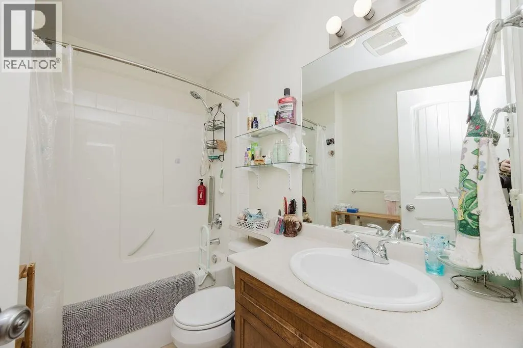 5687 EMILY WAY