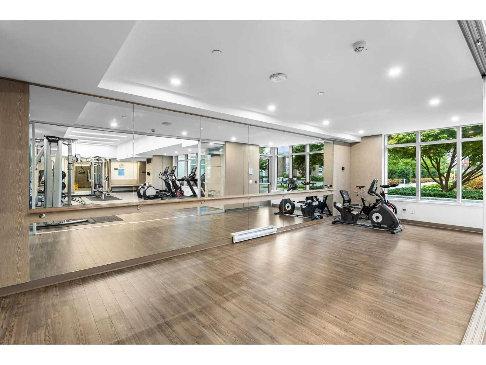 1002 1441 JOHNSTON ROAD