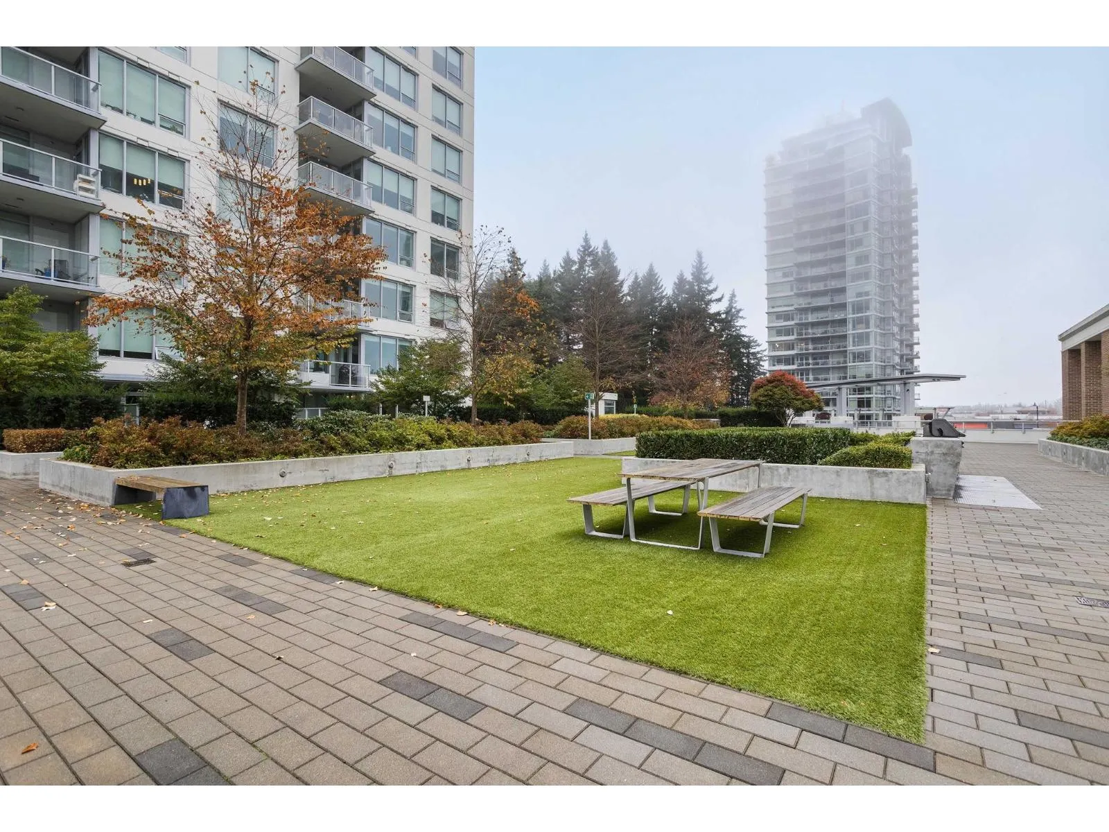 1002 1441 JOHNSTON ROAD