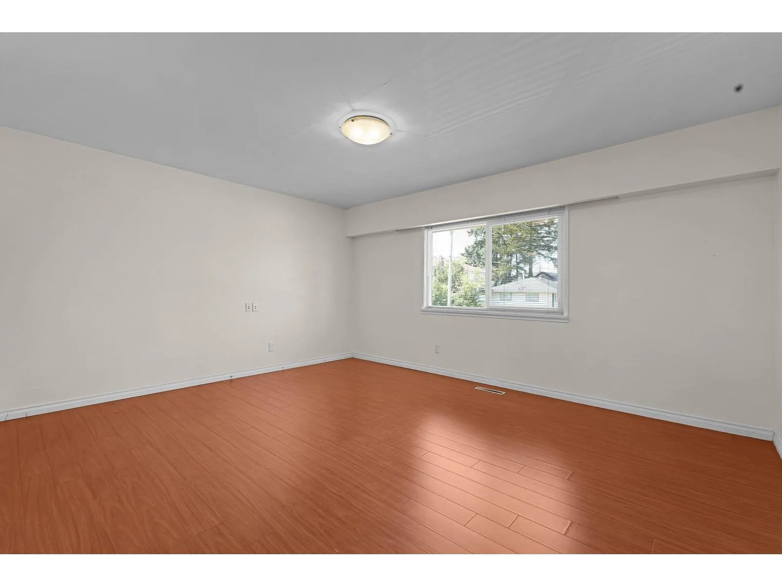 11028 129A STREET