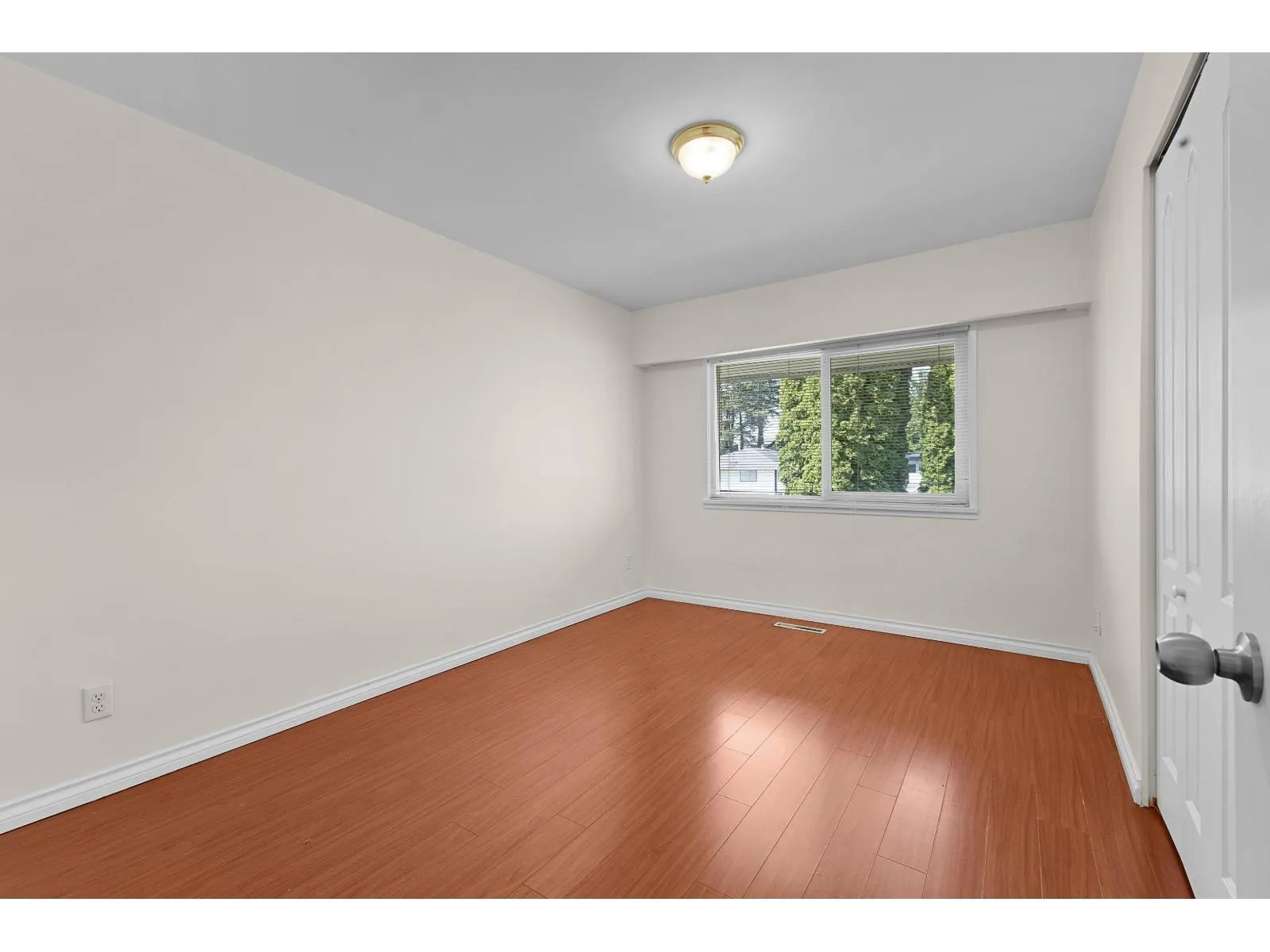 11028 129A STREET