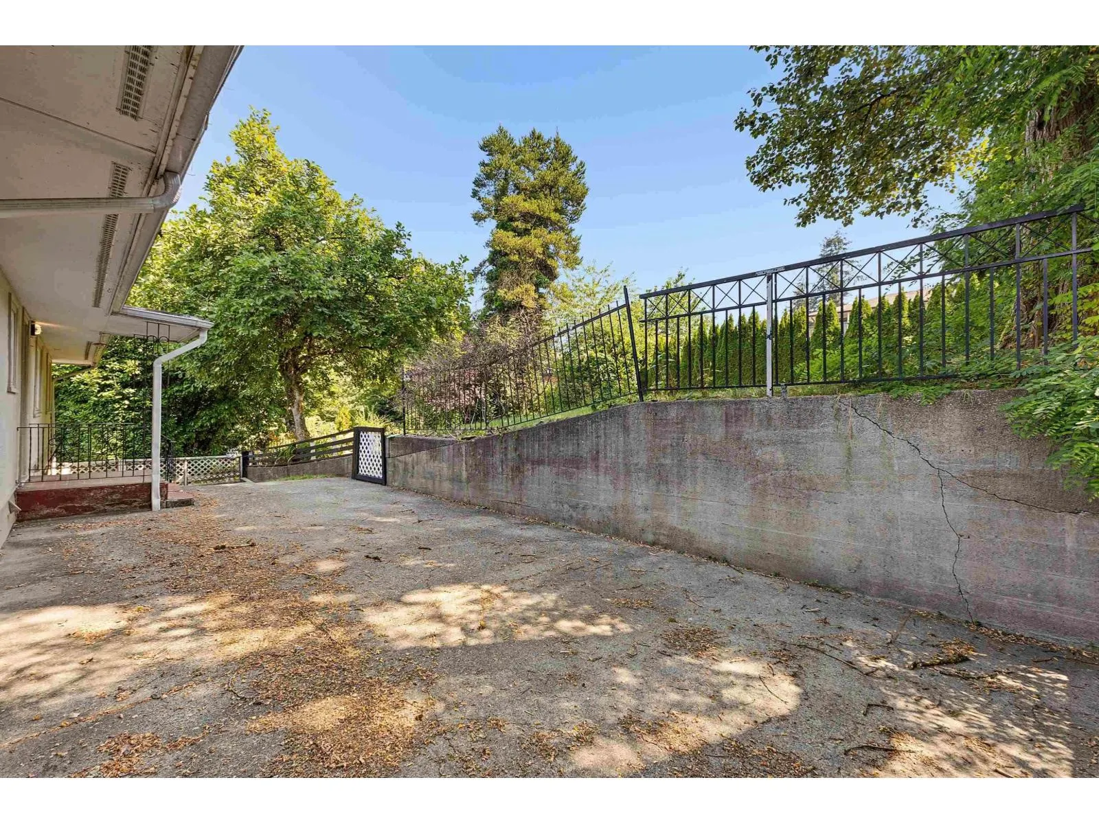 11028 129A STREET