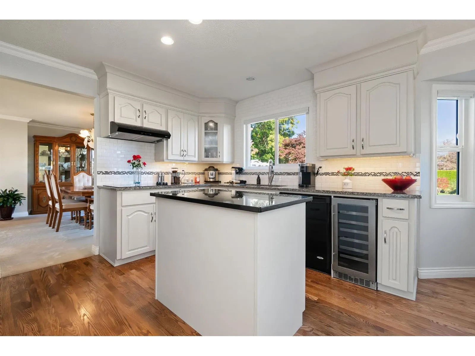 6755 HENRY STREET|Sardis South