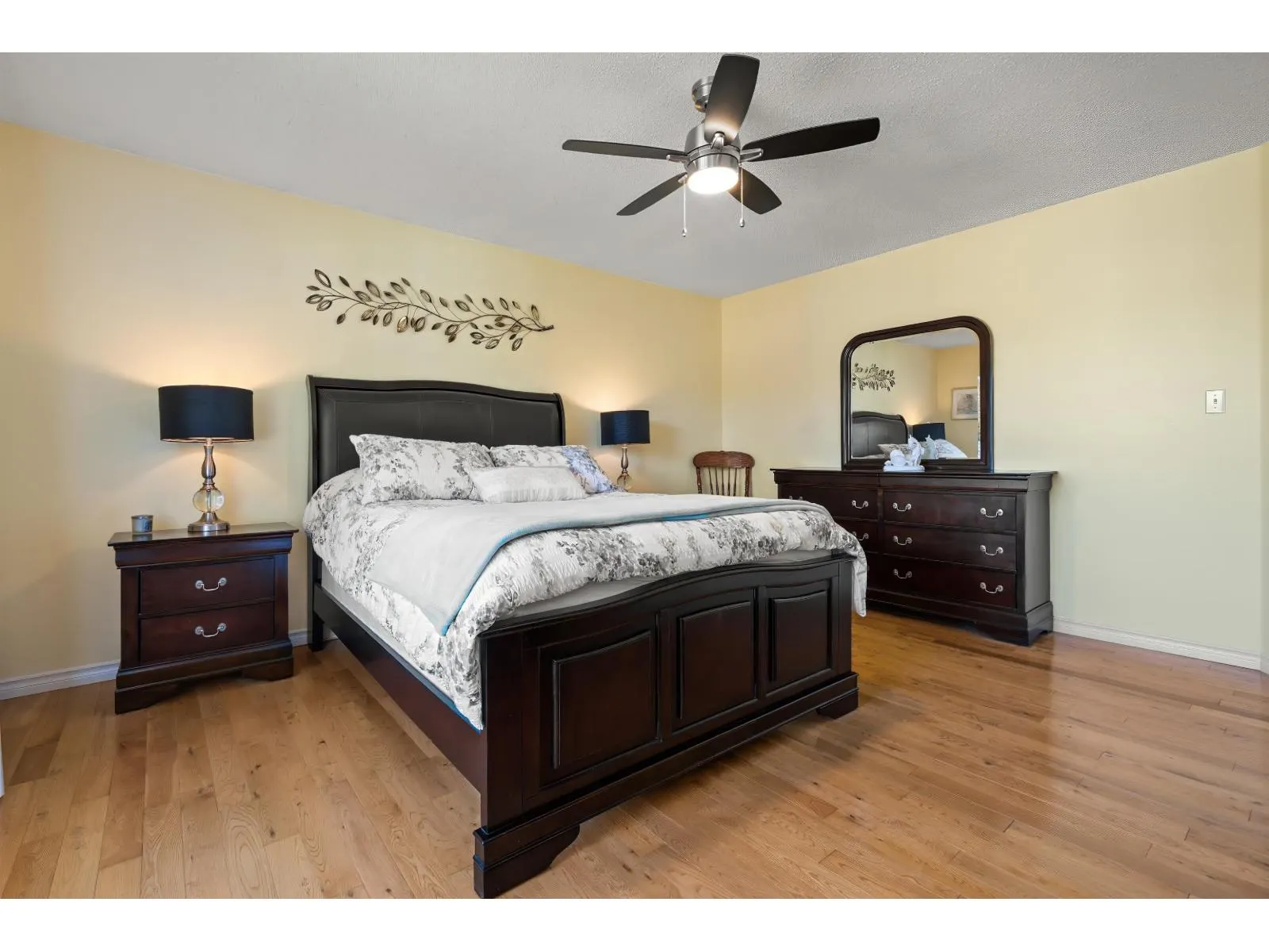 6755 HENRY STREET|Sardis South