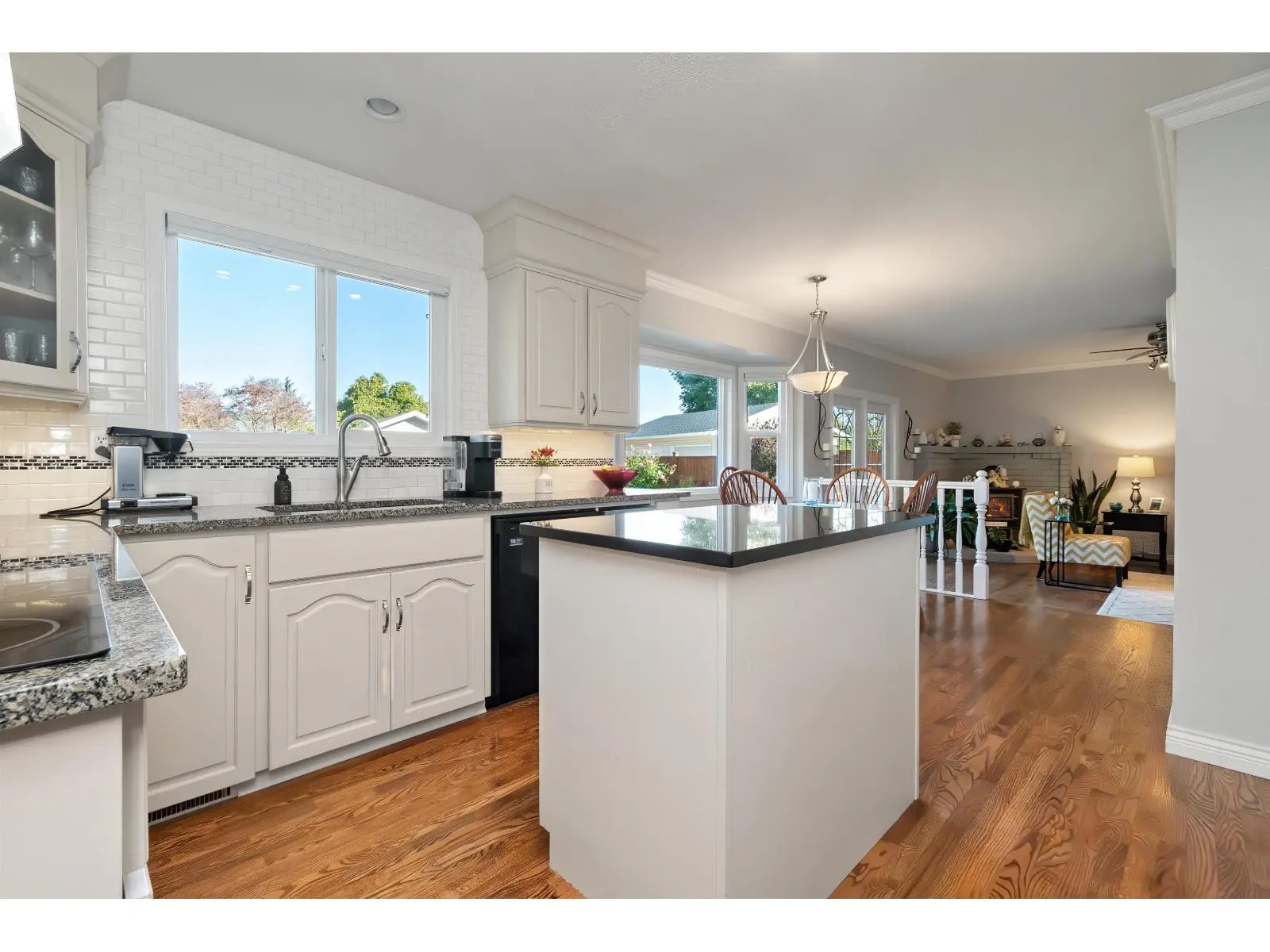 6755 HENRY STREET|Sardis South