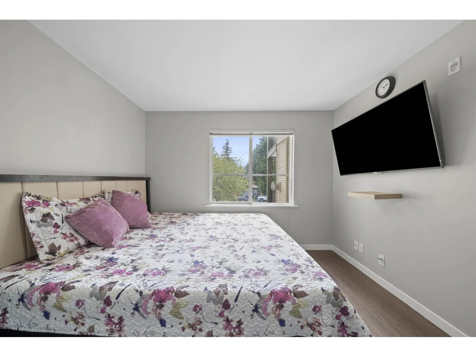 207 12083 92A AVENUE