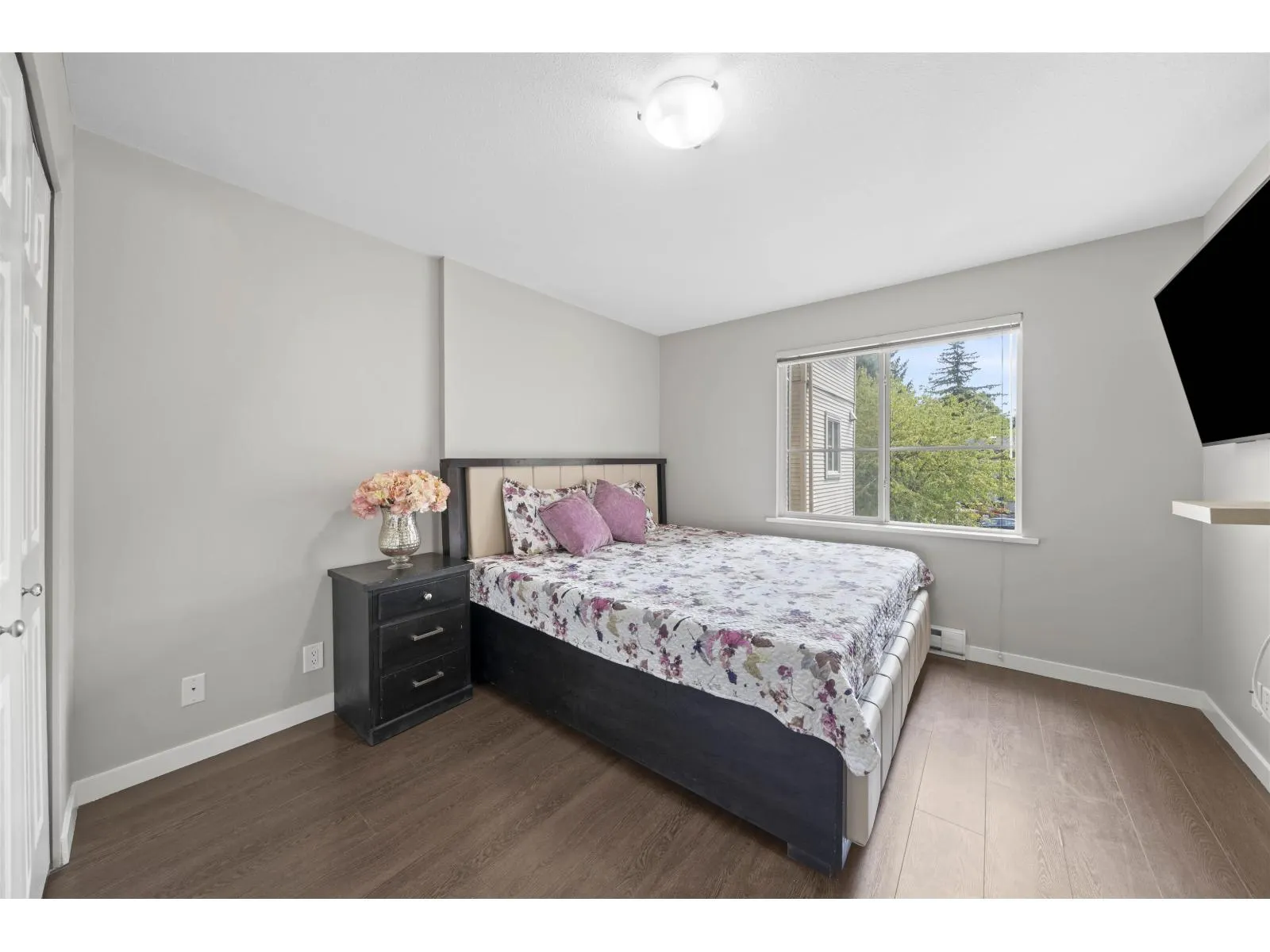 207 12083 92A AVENUE