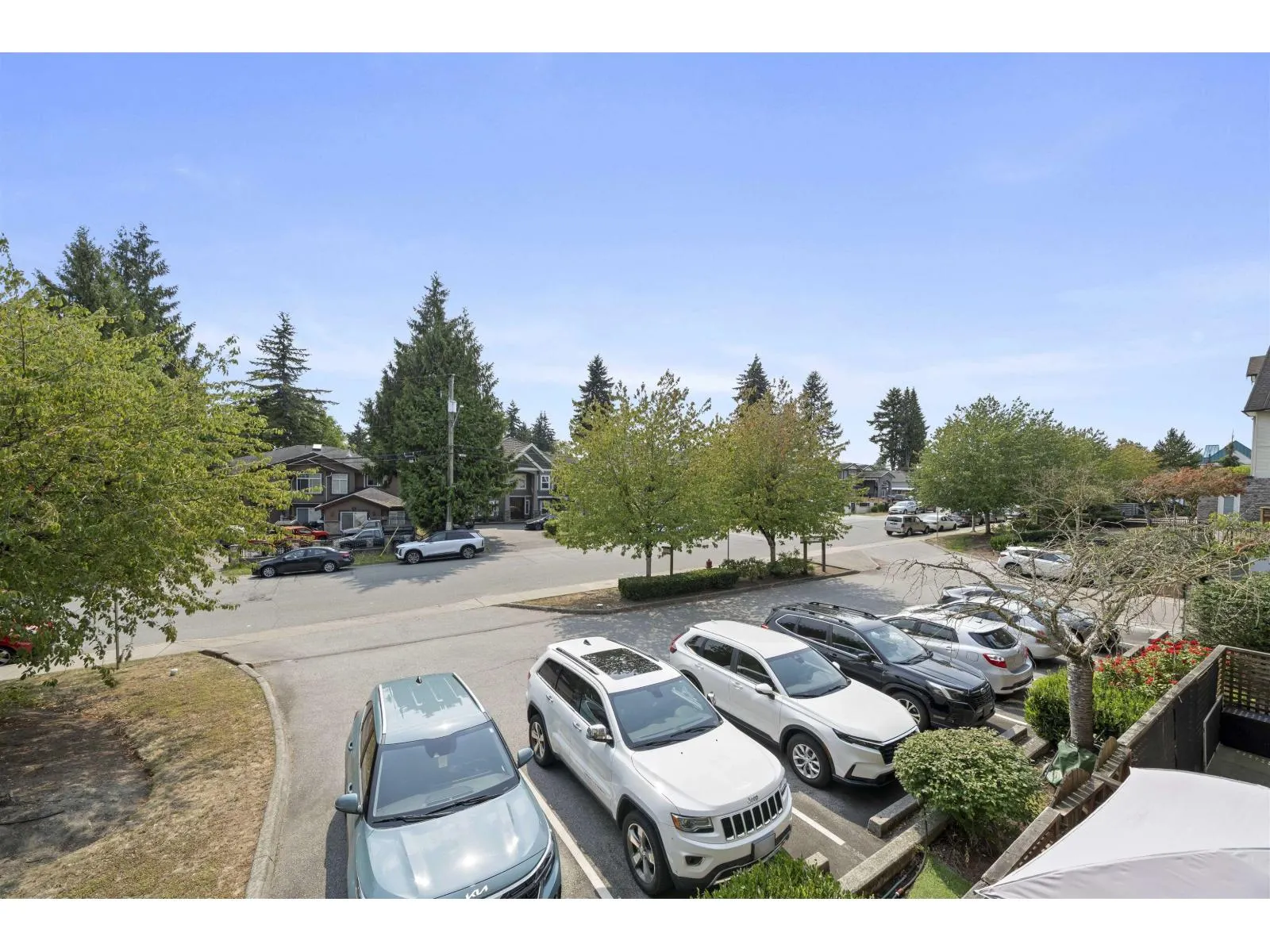 207 12083 92A AVENUE