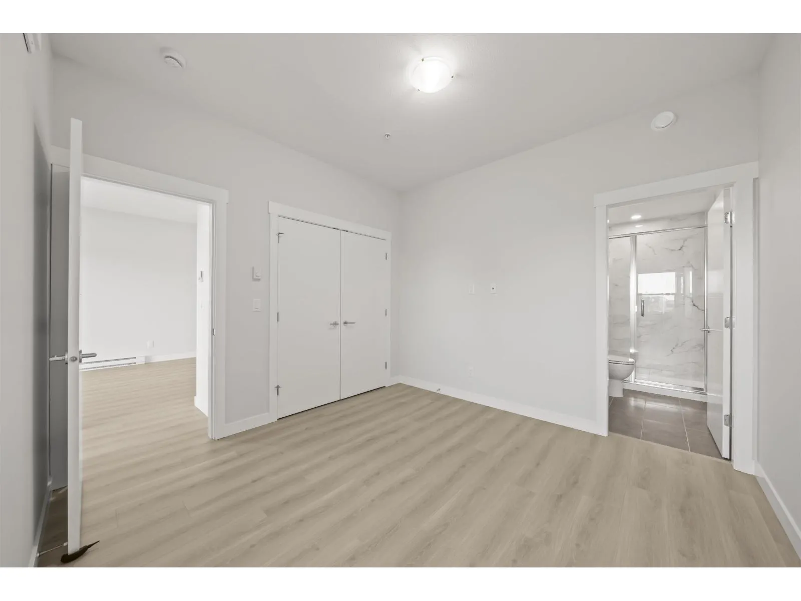 316 8423 CEDAR STREET