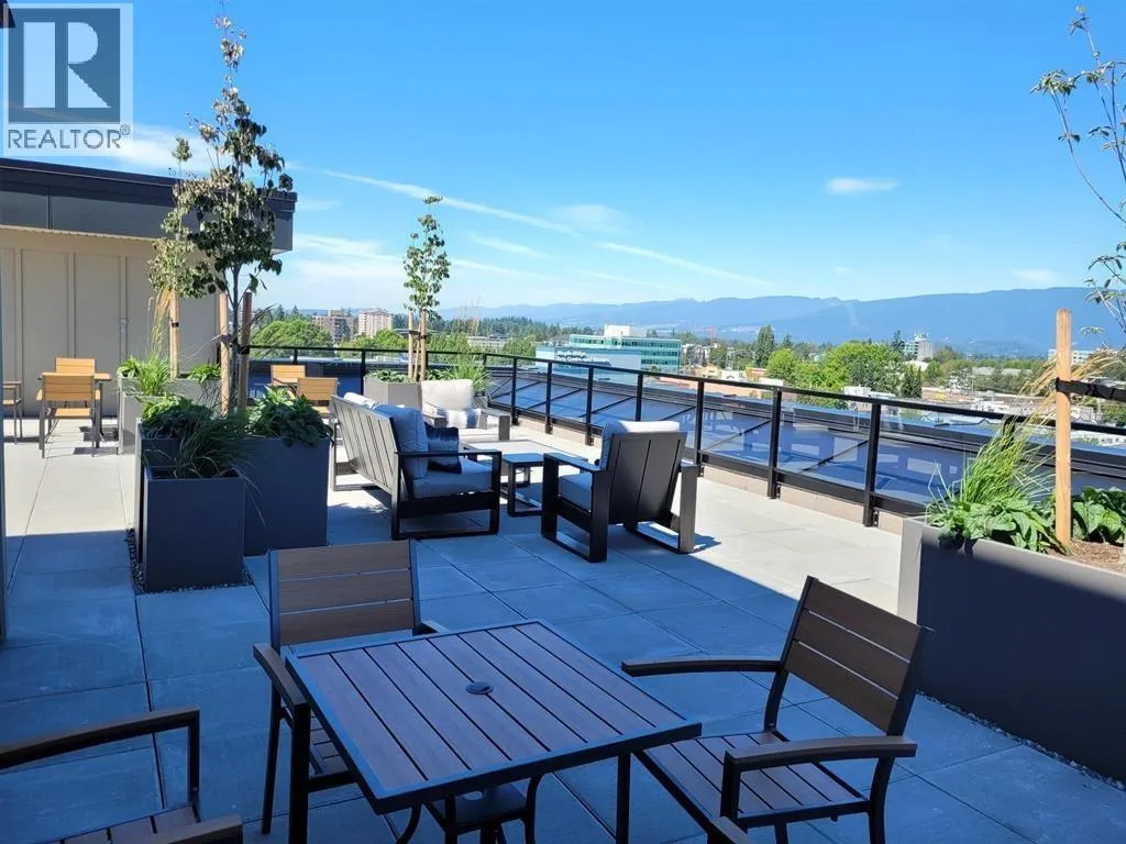 510 22633 SELKIRK AVENUE