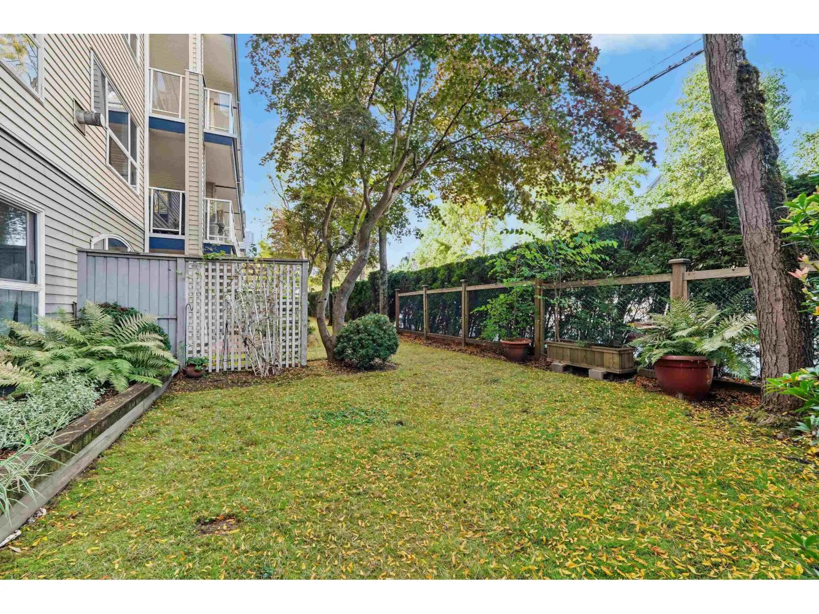 109 1588 BEST STREET