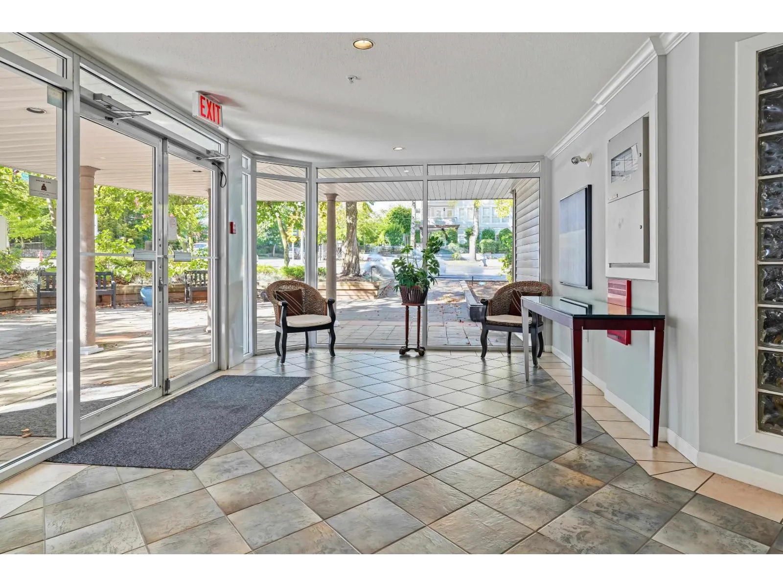 109 1588 BEST STREET