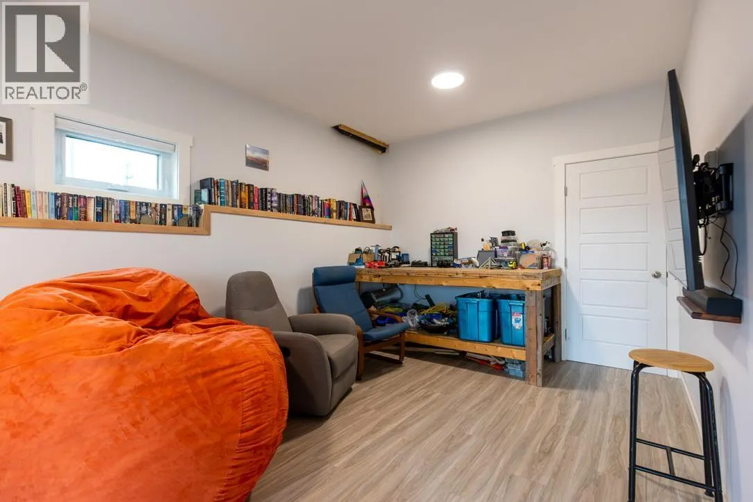 2536 FORD ROAD