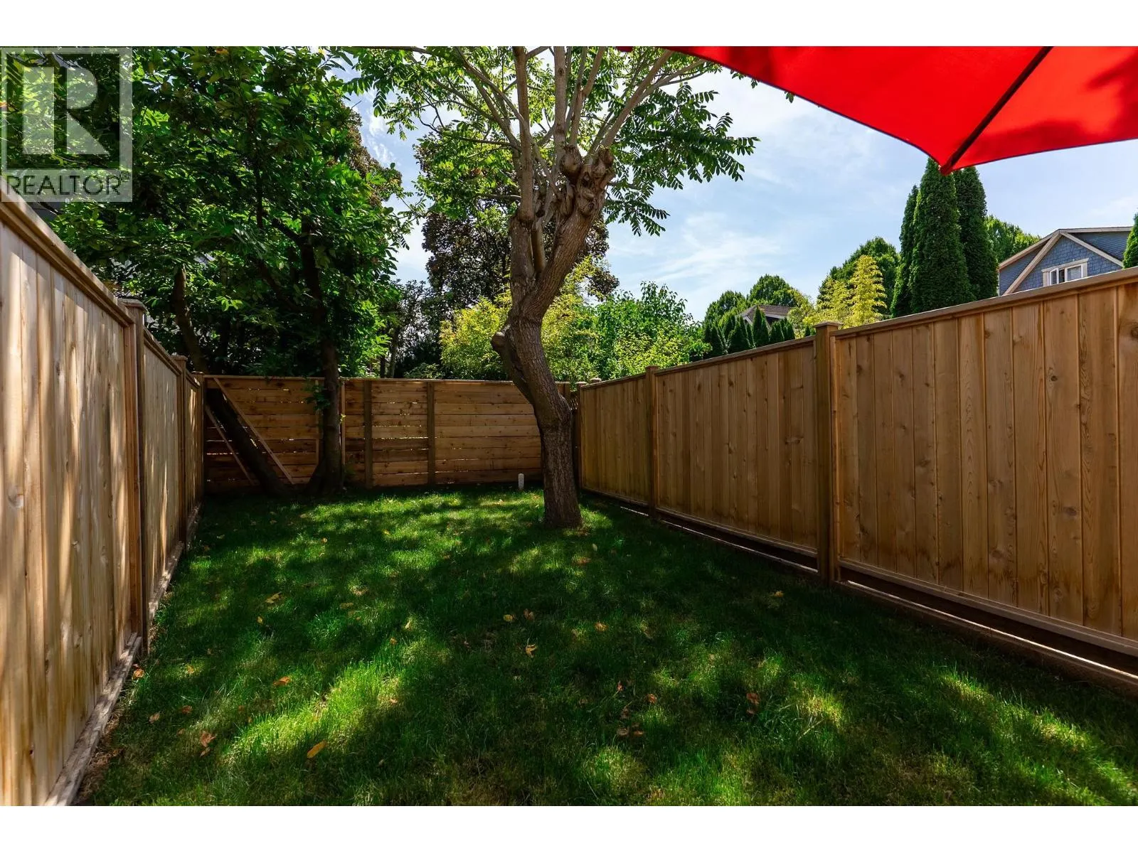 1 60 E 17TH AVENUE