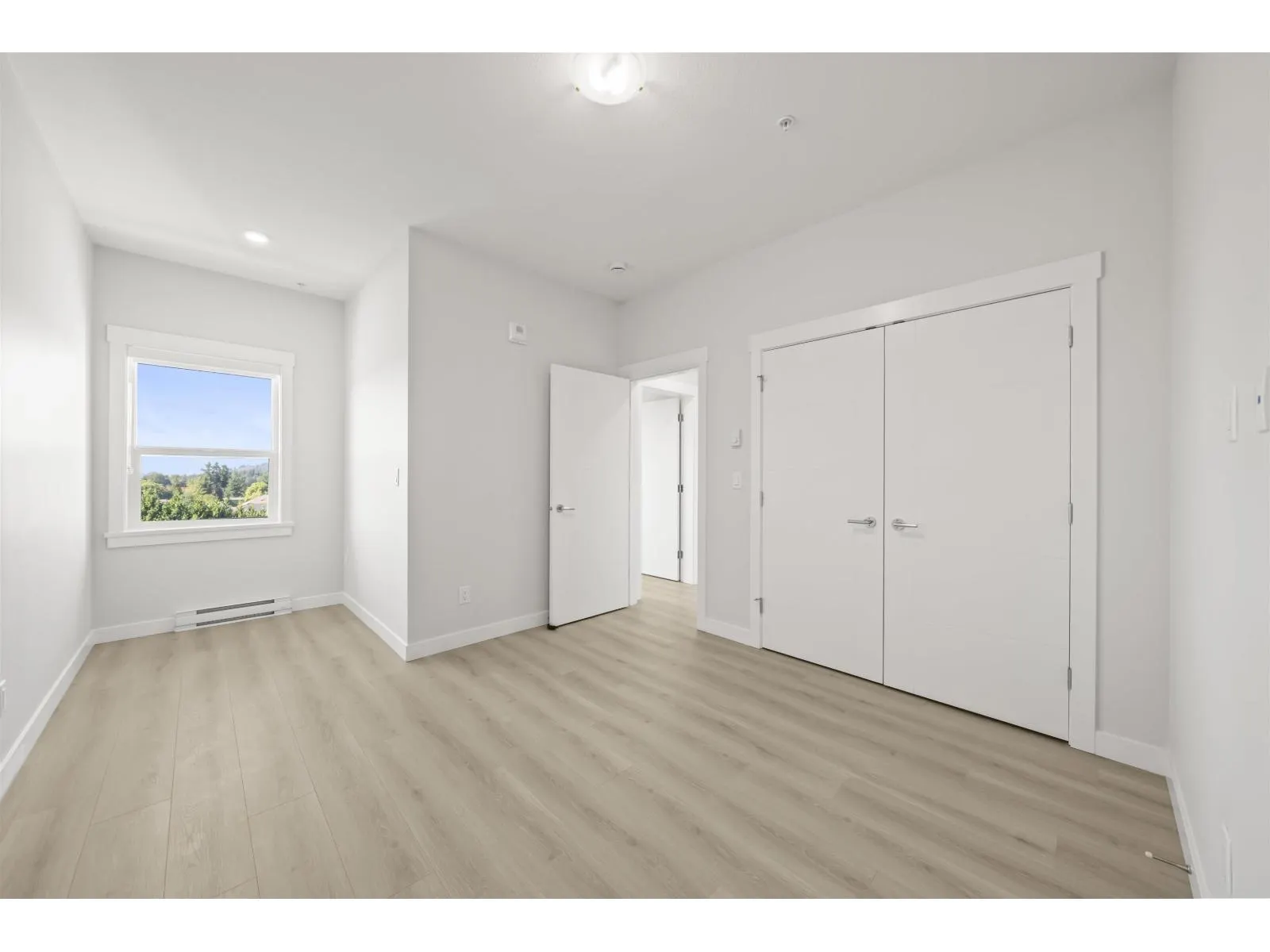 613 8423 CEDAR STREET