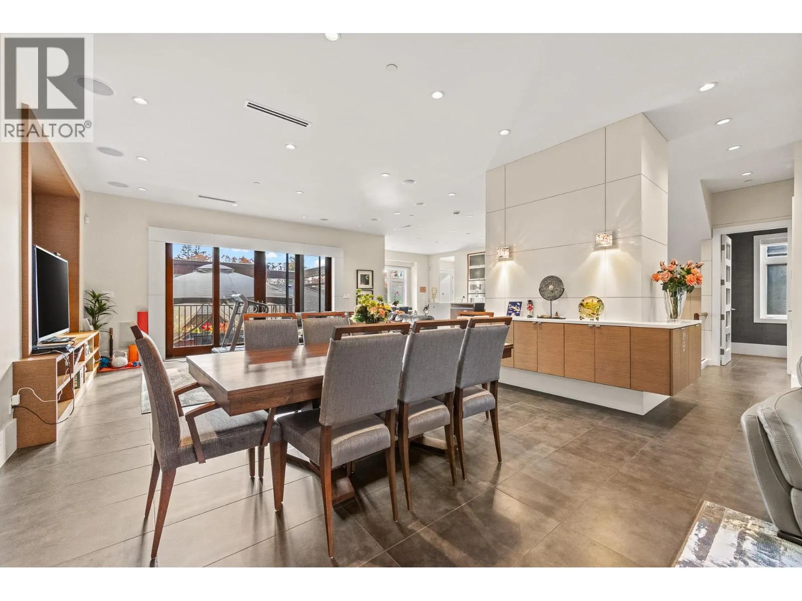 1420 W 54TH AVENUE