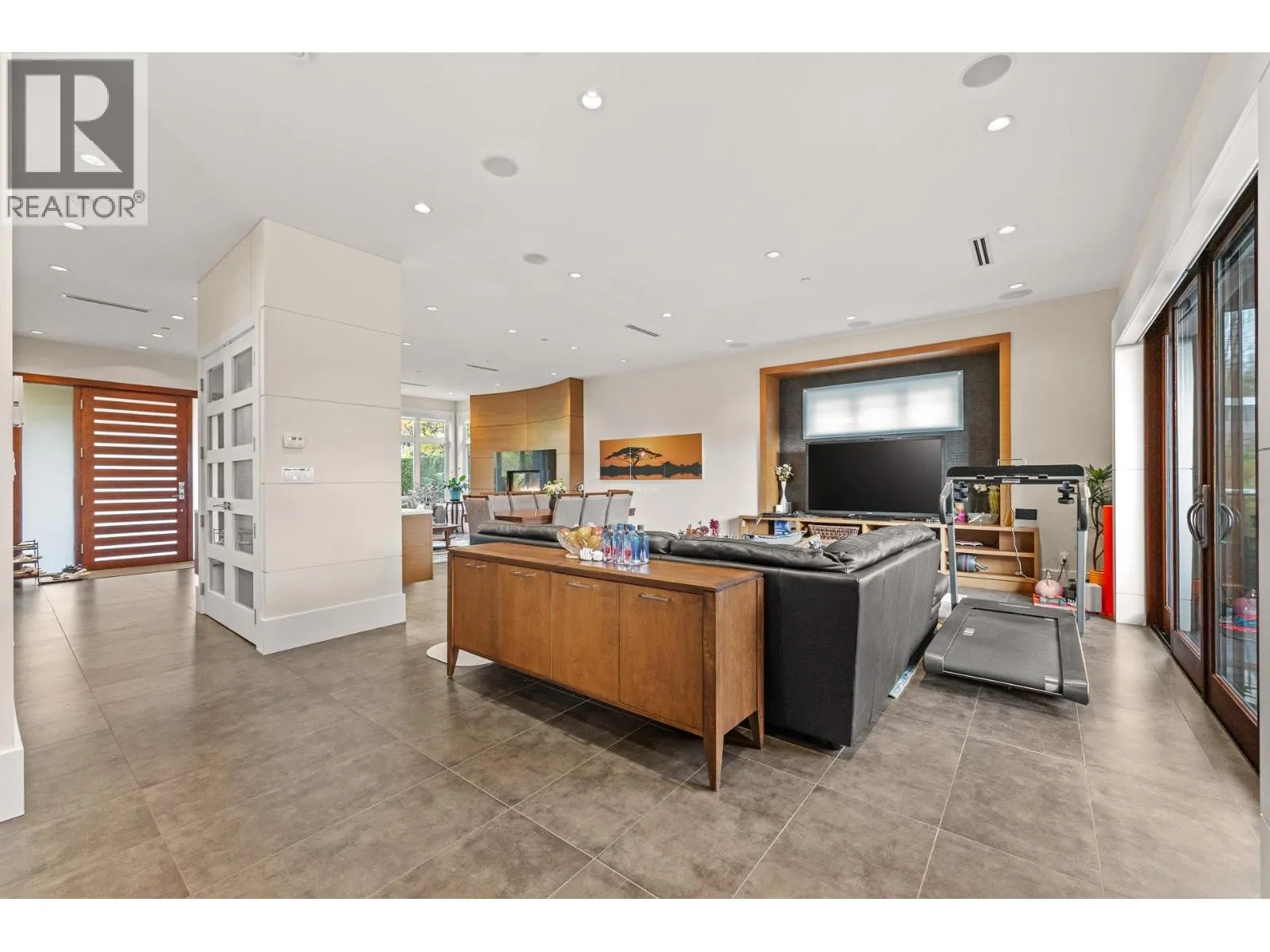 1420 W 54TH AVENUE