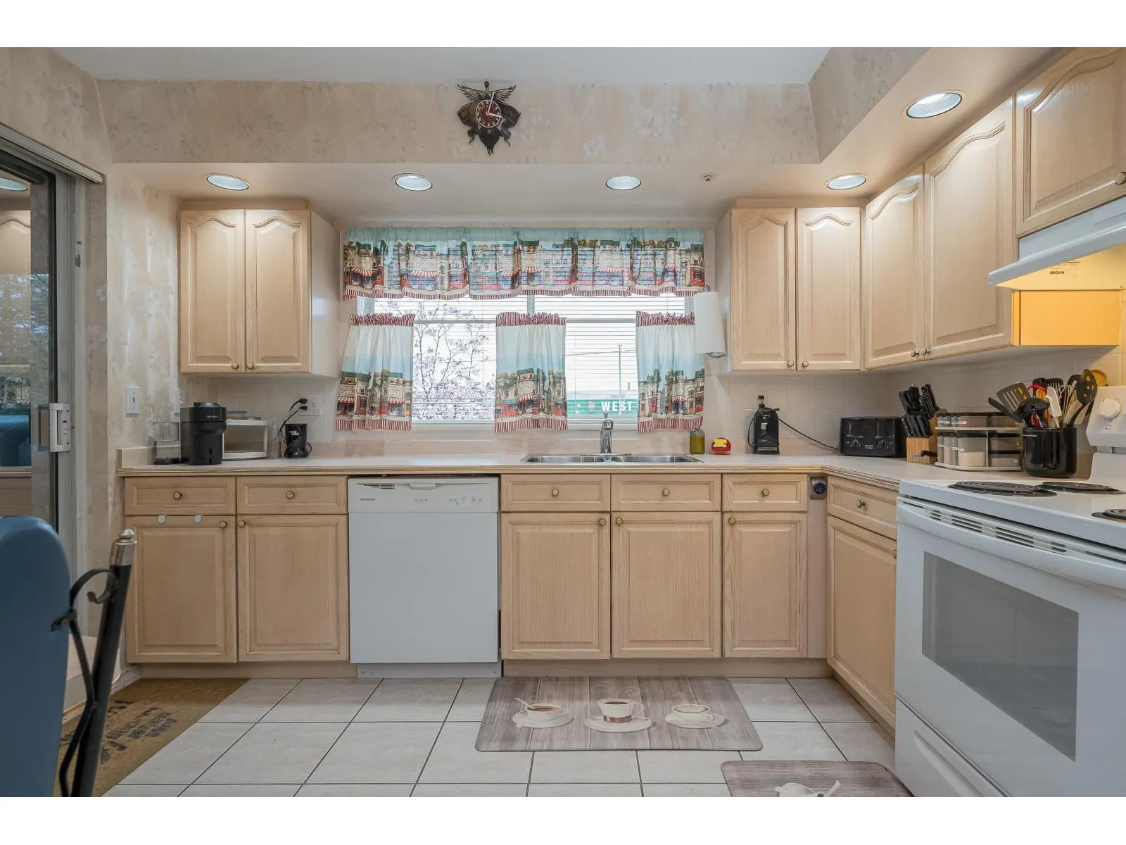103 5776 200 STREET