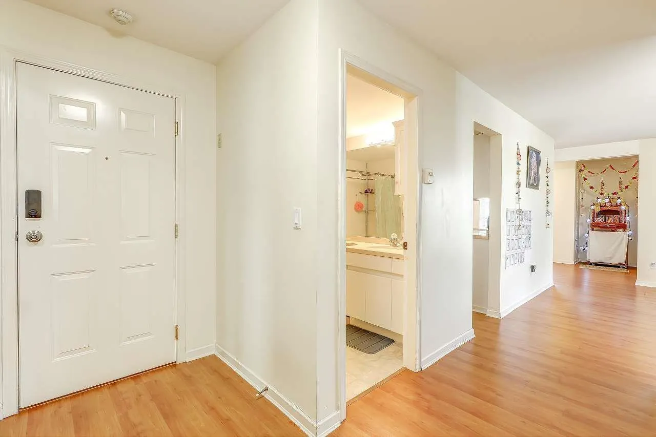 210 14980 101A AVENUE