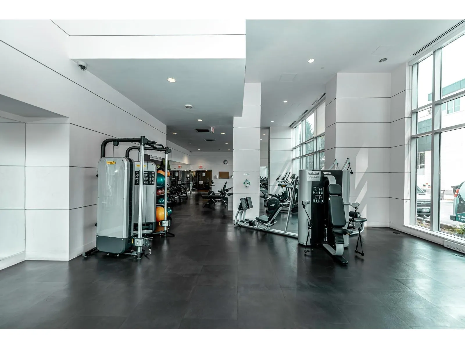 2503 13750 100 AVENUE