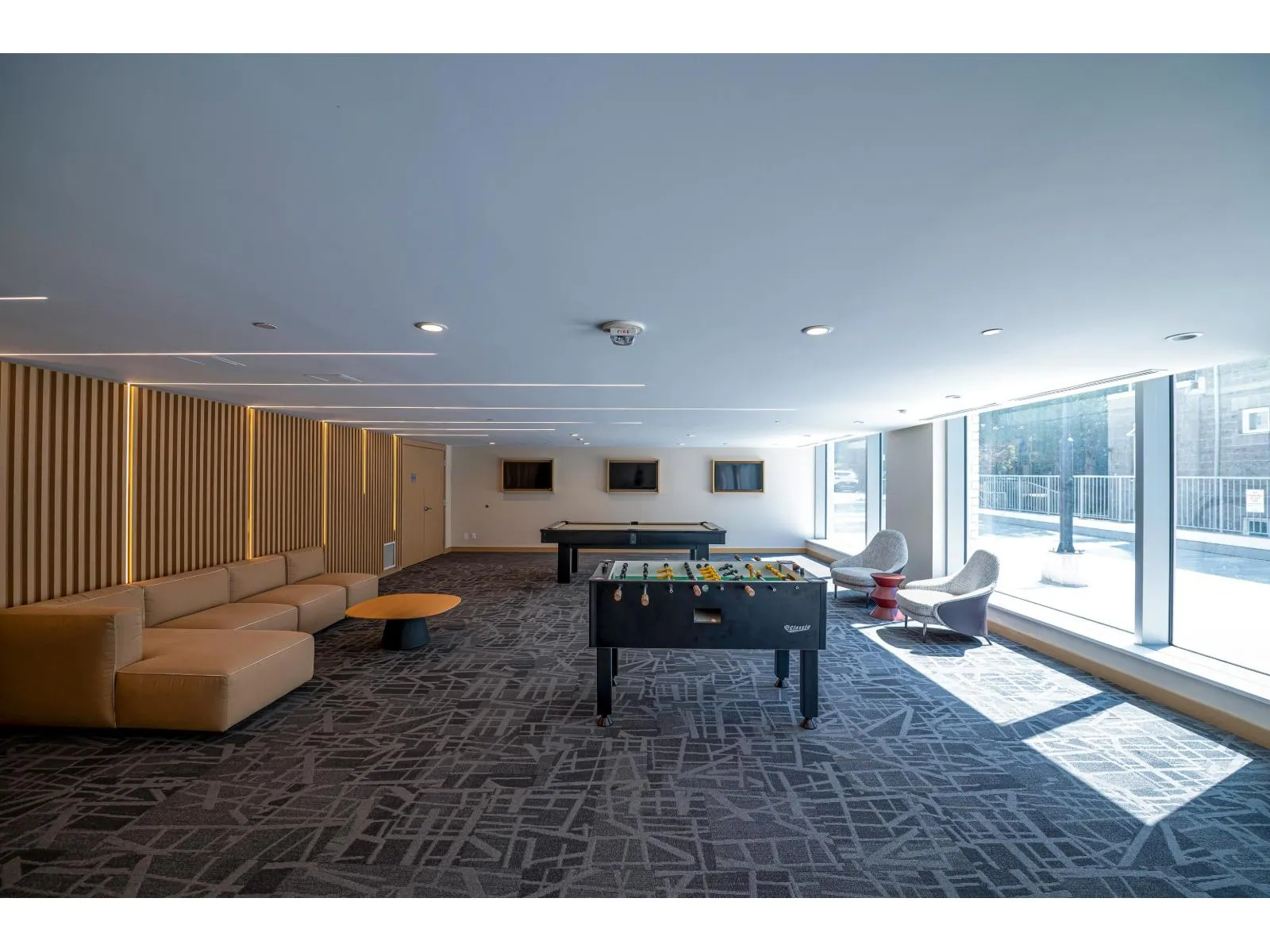2503 13750 100 AVENUE