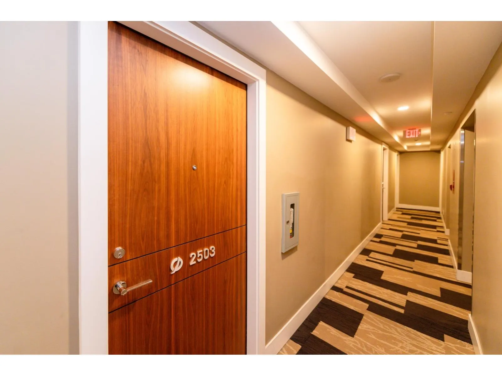 2503 13750 100 AVENUE